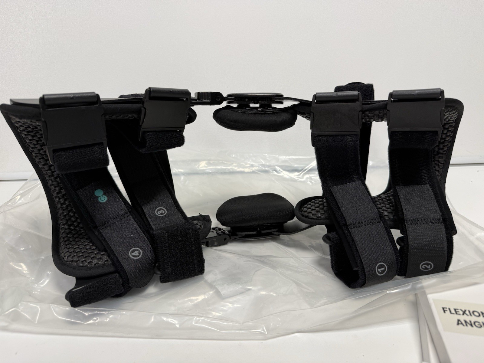 Coretech 845 OA Right Knee Brace, Medium Size, New Complete Open Package