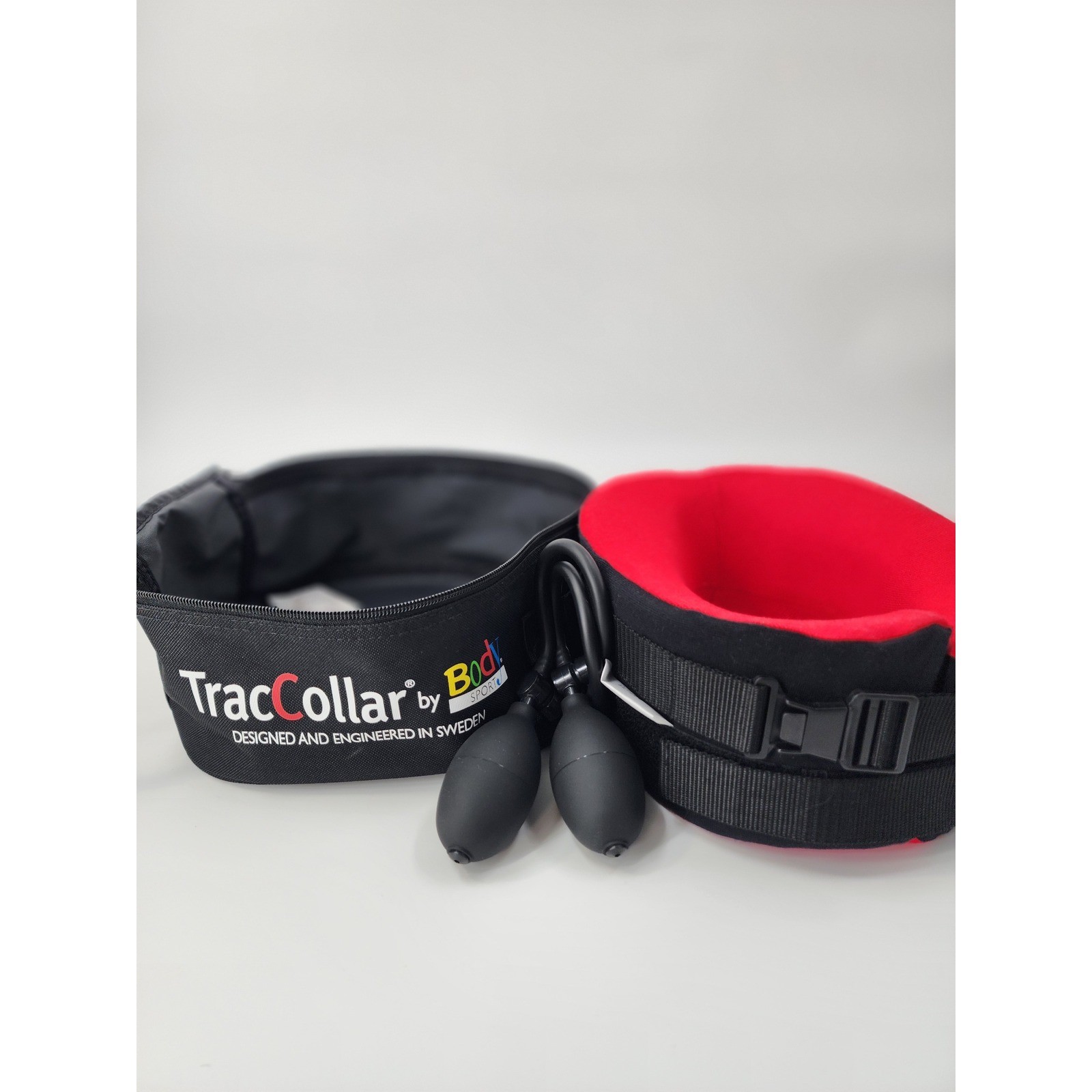 Body Sport TracCollar Cervical Traction Device Inflatable Neck Support Red Black