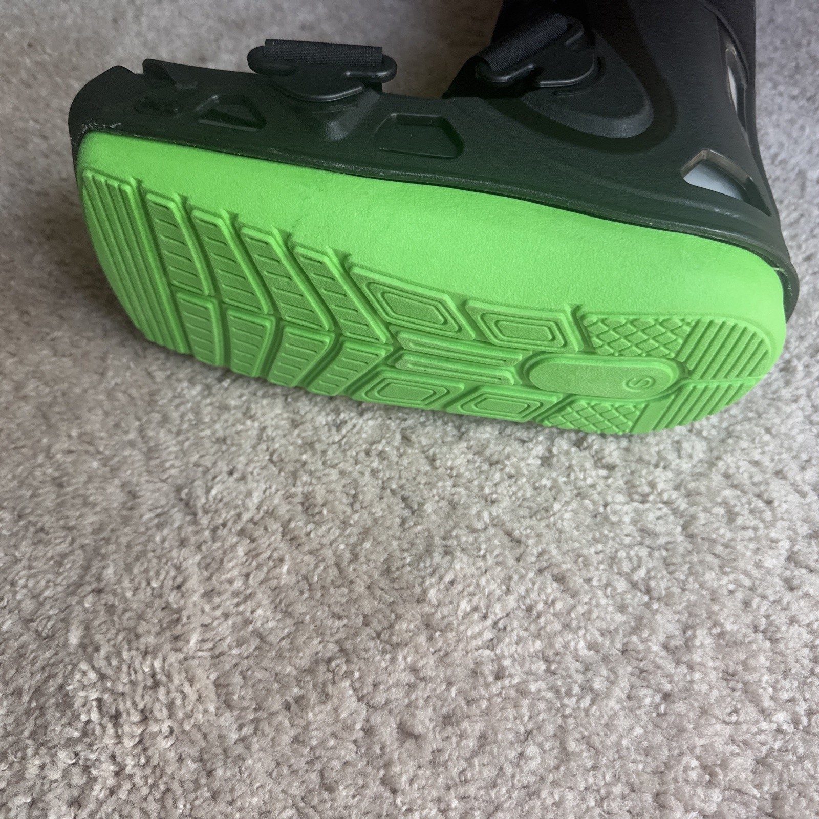 NEENCA Medical Inflatable Walking Boot, Air Cam Walker Fracture Boot, Orthopedic