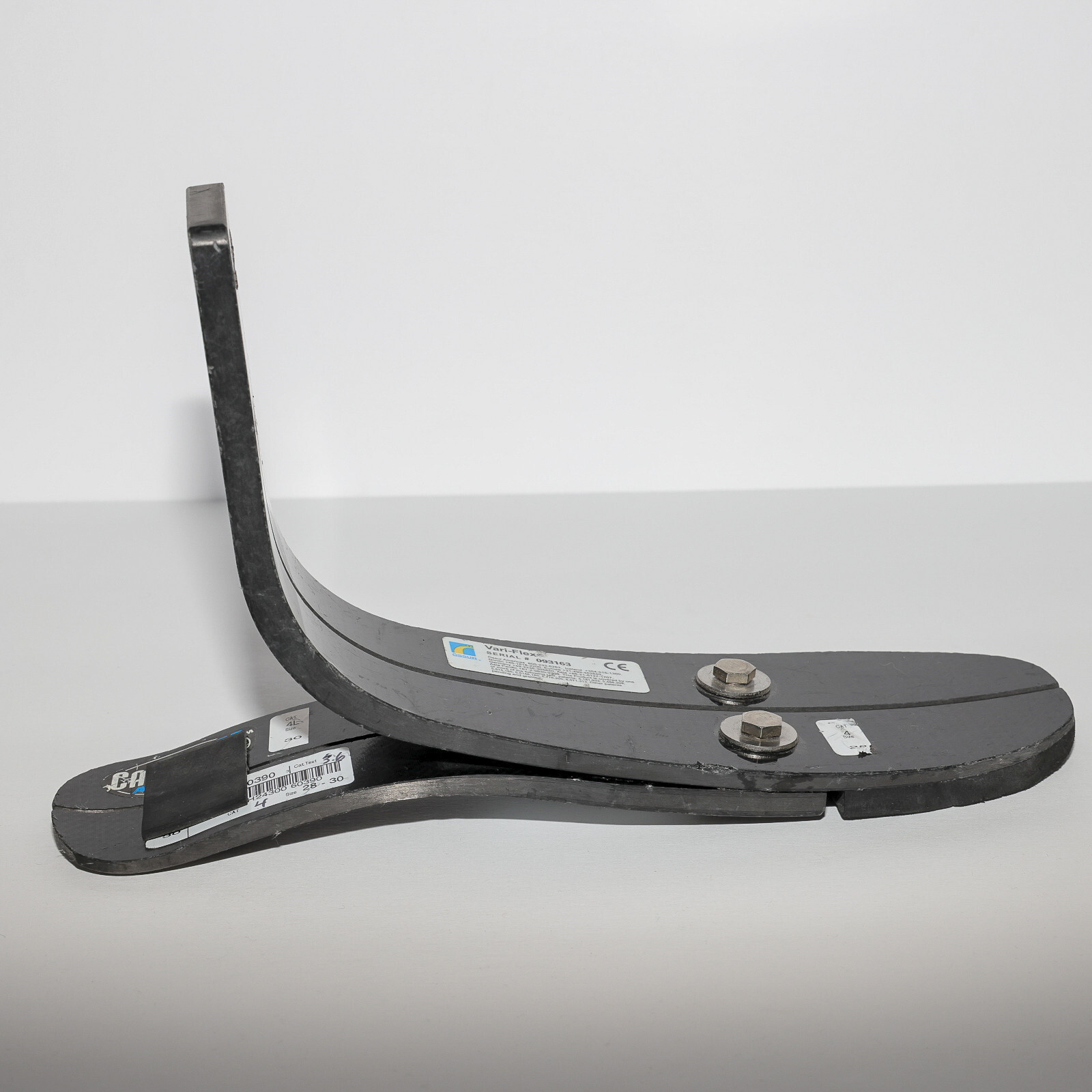 OSSUR VARI-FLEX MID PROFILE PROSTHETIC FOOT RIGHT or LEFT Sz 30 / CAT 4L