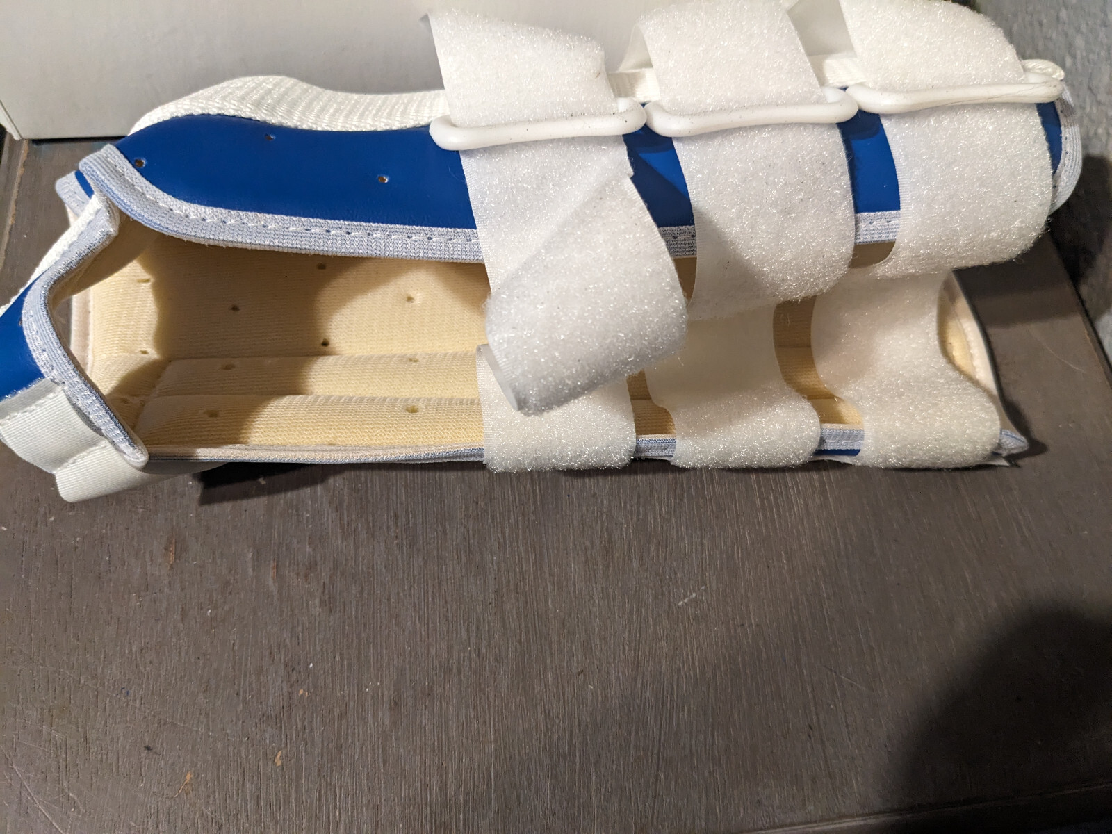 zimmer perforated cockup wrist splint