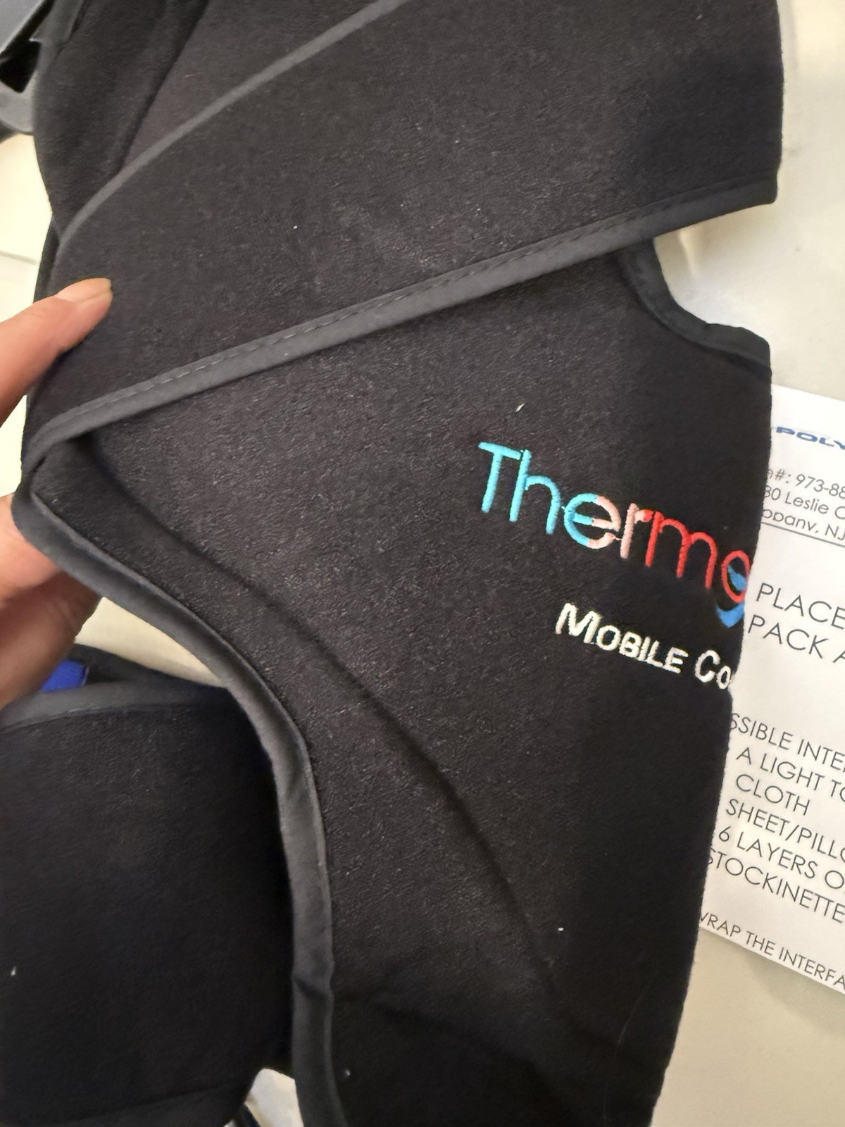 Thermo Active Cold & Hot Mobile Compression Therapy Shoulder Support