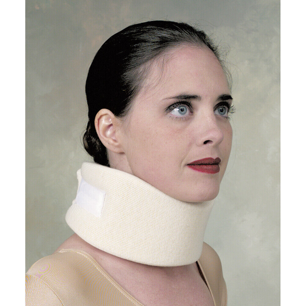 MIL Universal Cervical Collar 3.5″