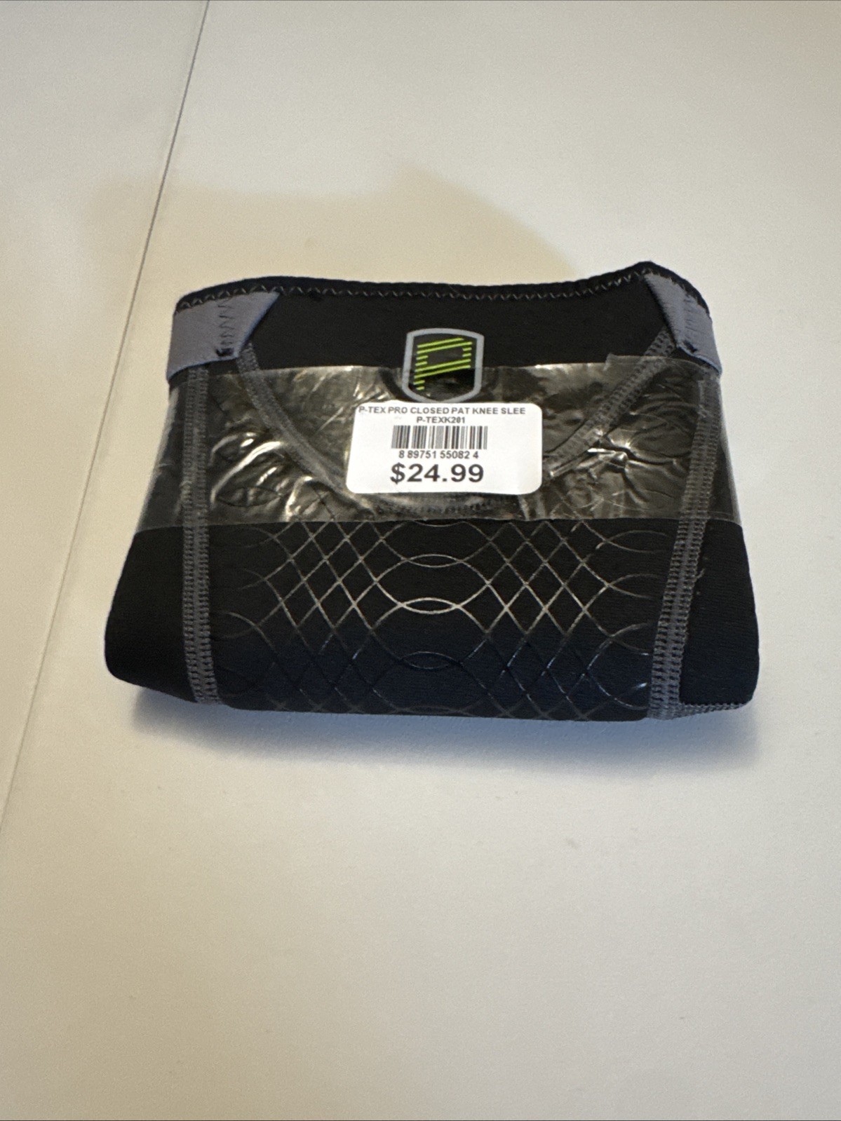 P-TEX ‘ PRO KNEE SLEEVE ‘ SMALL ” P-TEXK201 ” CLOSED PATELLA