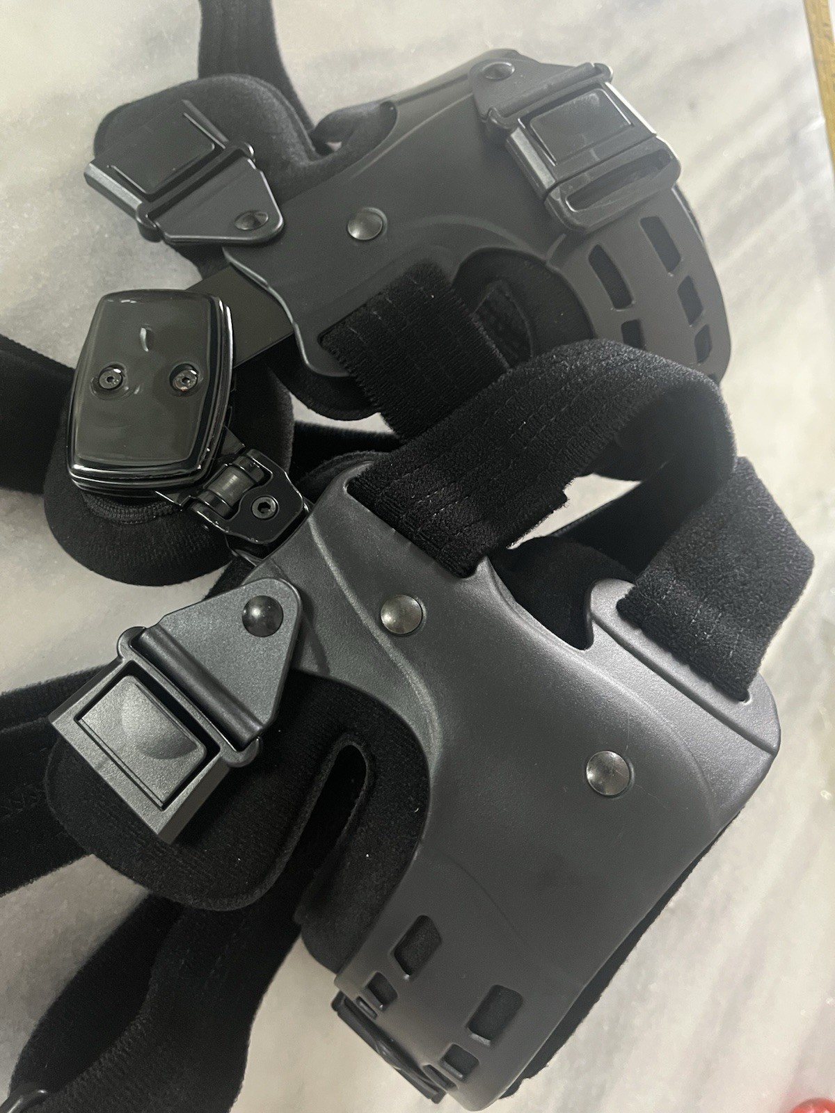 ISO Preferred KOA Roam Knee Braces Right & Left Universal Hinged KN207SR KN207SL
