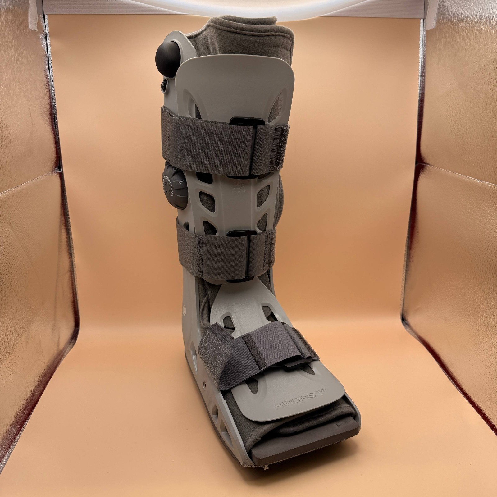 Aircast AirSelect Gray Standart, Size M, Walker Brace/Walking Boot, SCUFFED TOE