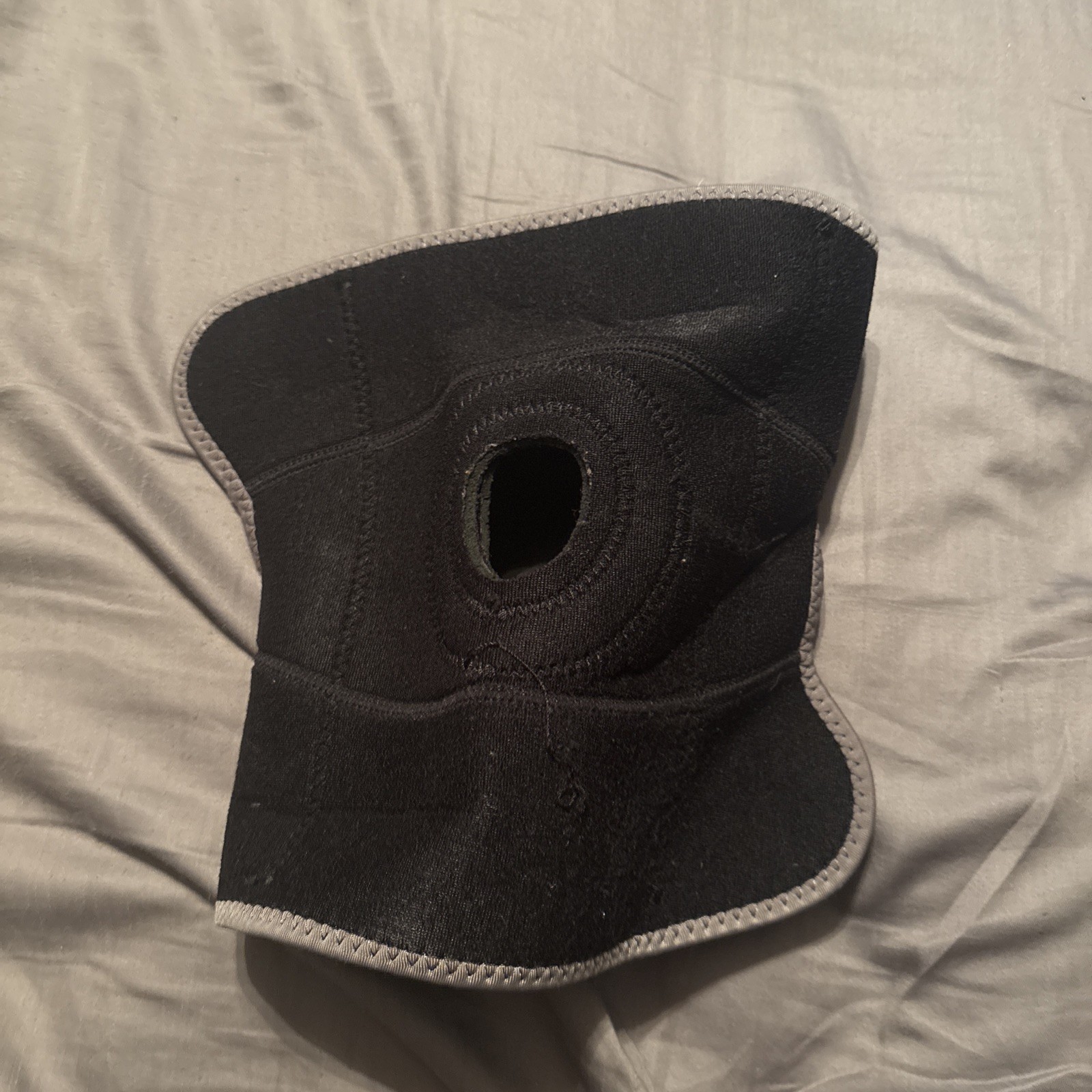 ACE Compression Knee Brace Support Adjustable Neoprene Strap One Size