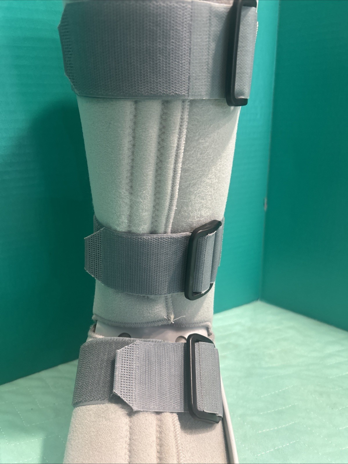 Aircast Foam Walker semi-Pneumatic Foot Leg Ankle Brace Walking Boot Medium GUC