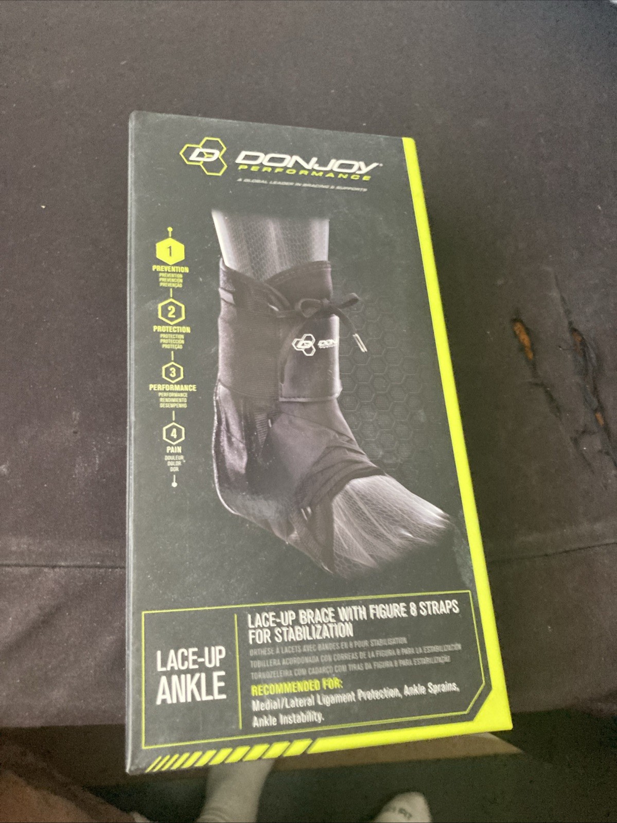 DonJoy Performance Lace-Up Ankle Brace Medium Black Figure 8 Straps NIB