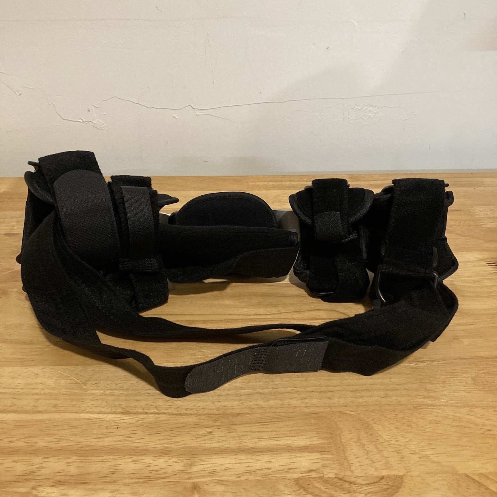 Comfortland Premium Elbow Brace Left Adjustable Universal CK-700-L