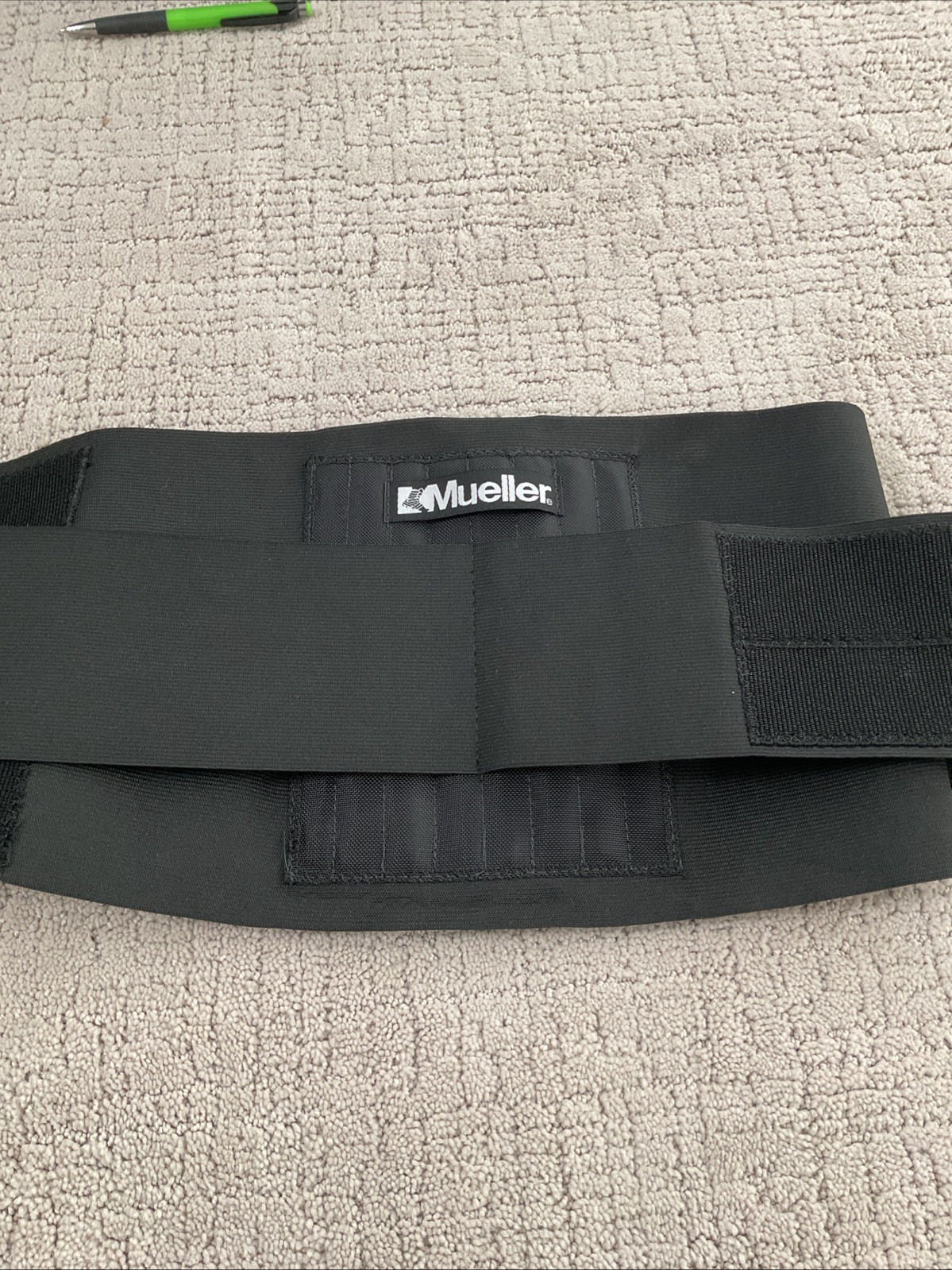 Mueller 6711 Adjustable Back Brace, Black, One Size