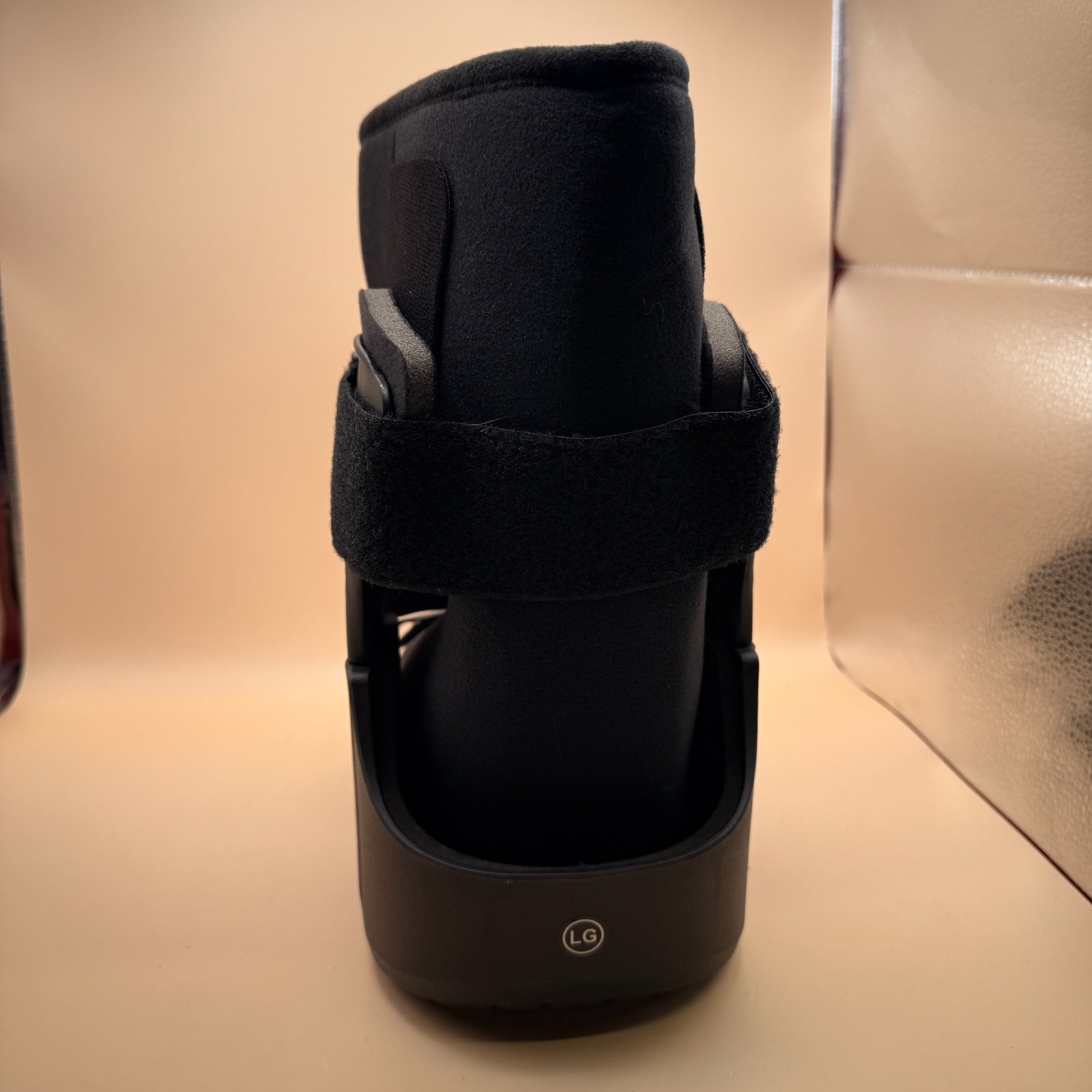 United Ortho Short Cam Walker Fracture Boot, Large, Black