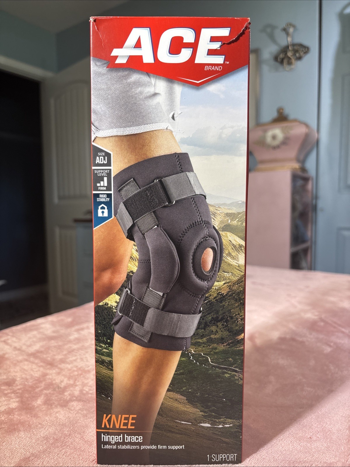 ACE Stabilizing Hinged Knee Brace Left or Right Knee – Unused open box