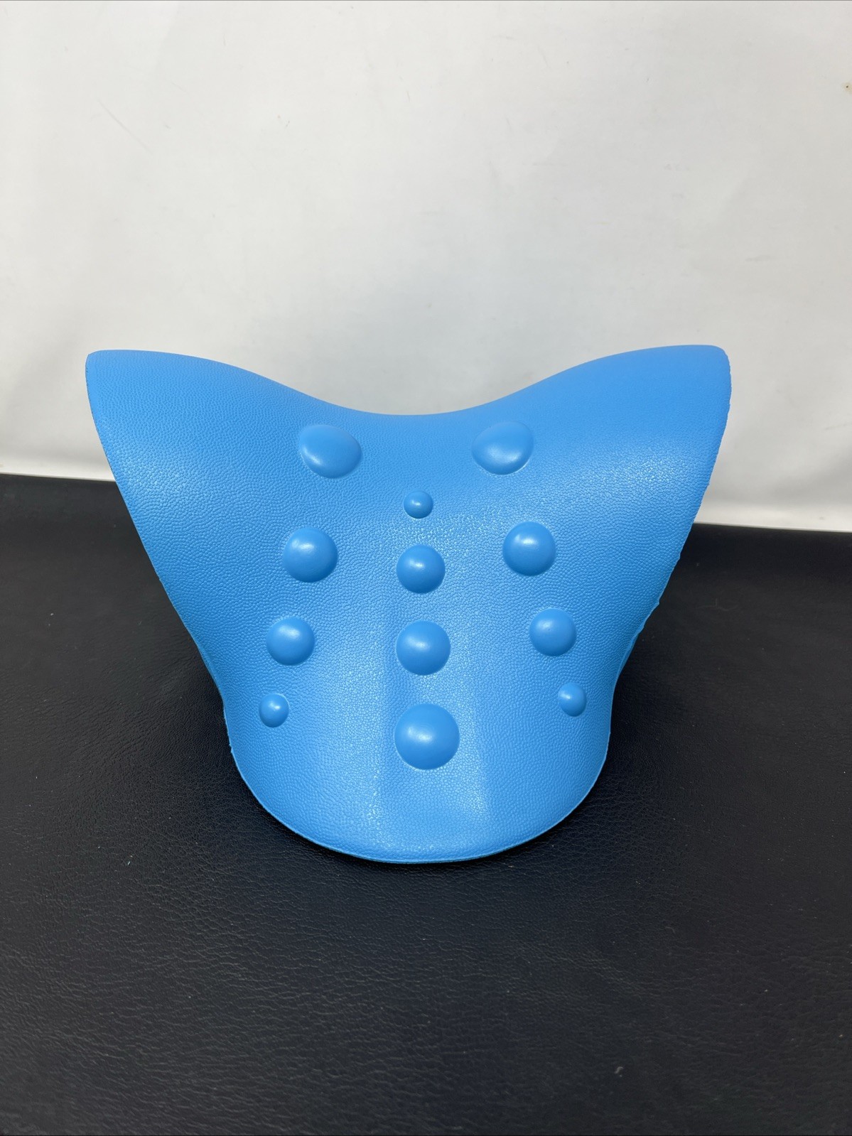 Neck Cloud Cervical Neck Stretcher Pillow Traction