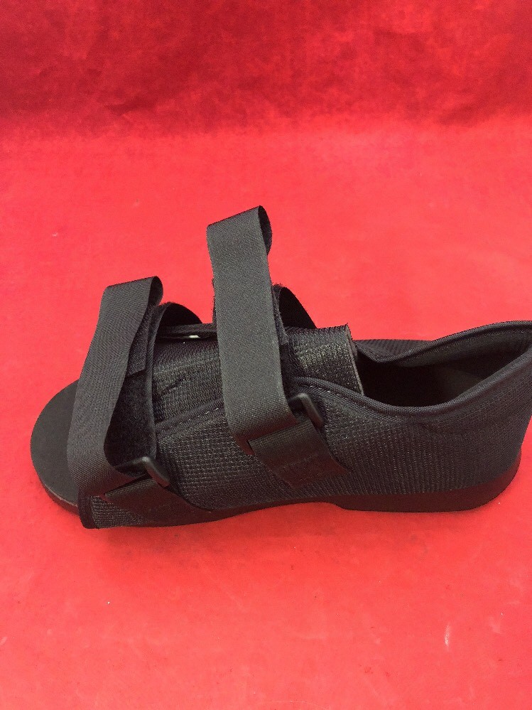 ONE NEW TETRA MEDICAL 1414-12 Orthopedic Post-Op Shoe Left/Right Female Medium