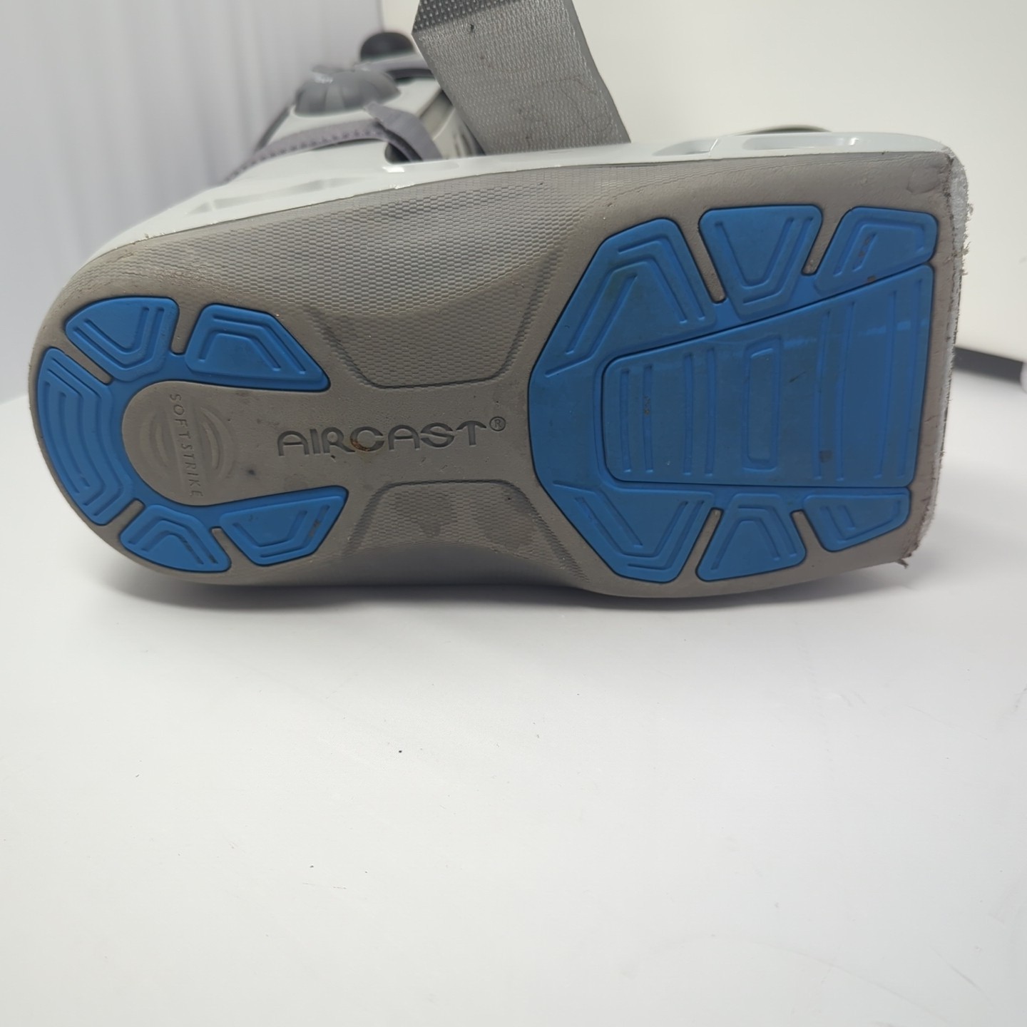 Aircast AirSelect Standard Walker Boot Large – Used 2 Weeks Excellent Condition
