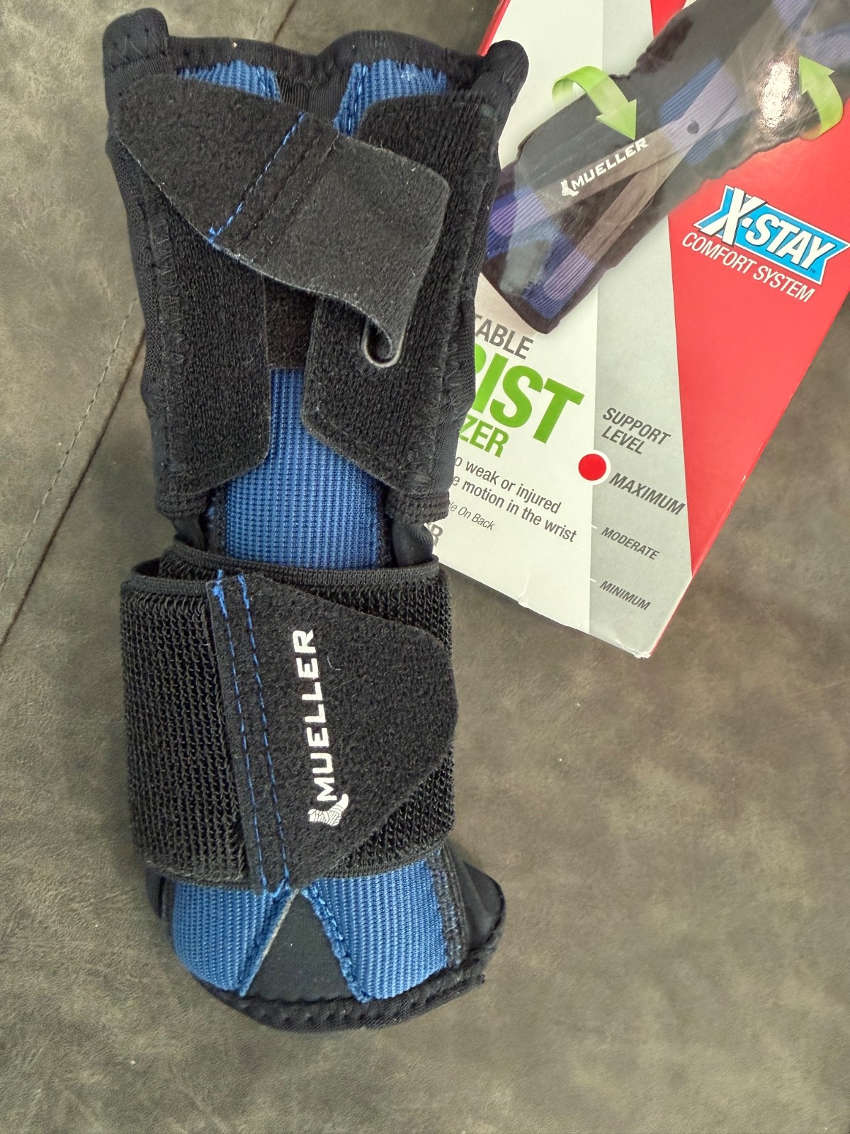 New Mueller Sports Medicine Fitted Wrist Brace Left or Right Hand Support LG/XL