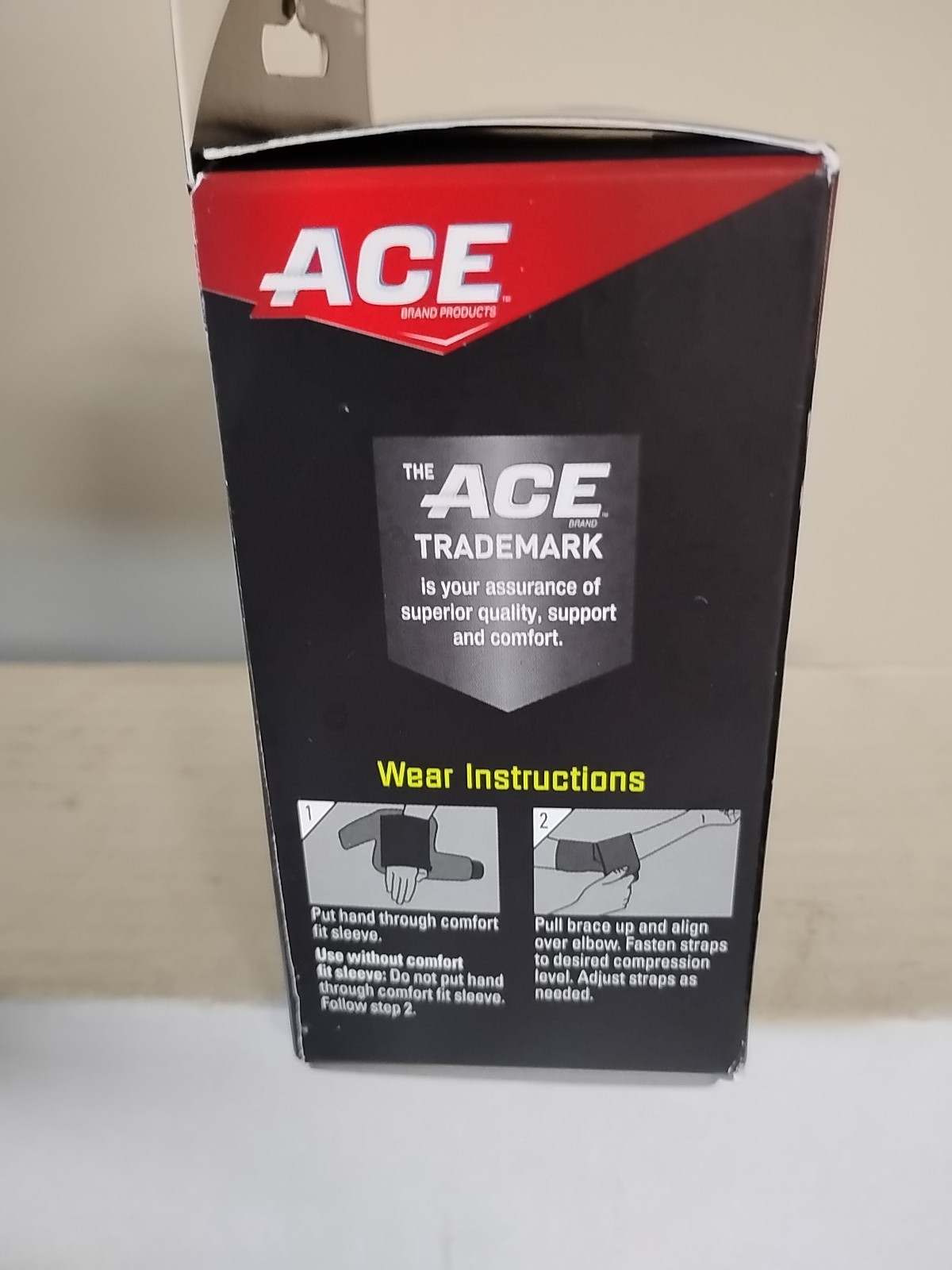ACE Elbow Support 904004, Adjustable compression support Brand New Box # 4