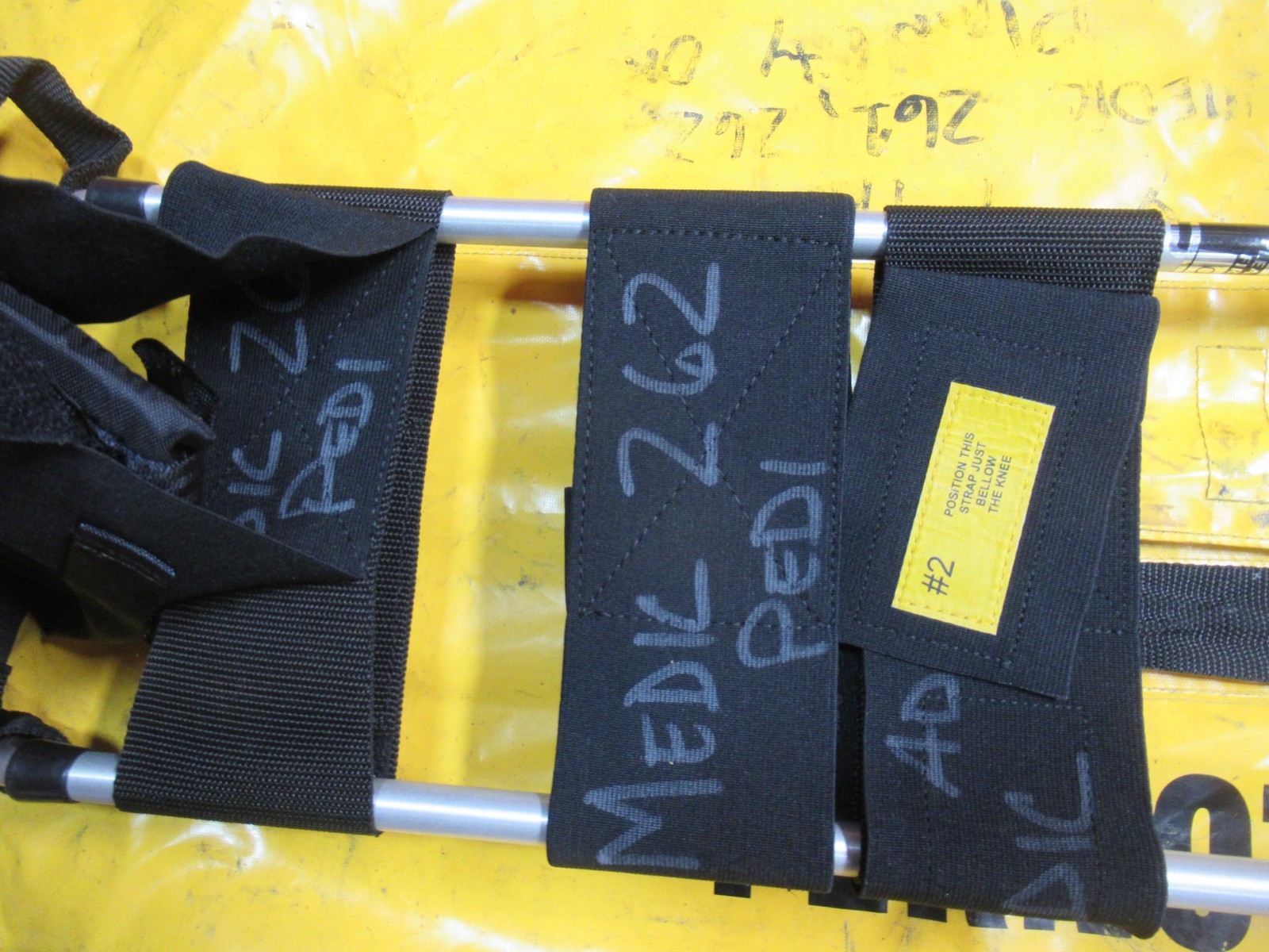 Ferno Adult Traction Splint WITH BAG COMPLETE GOOD USED WORKING CONDITION