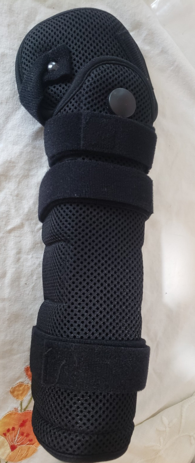 Wrist Brace Support WB0104-148-03 Size Large