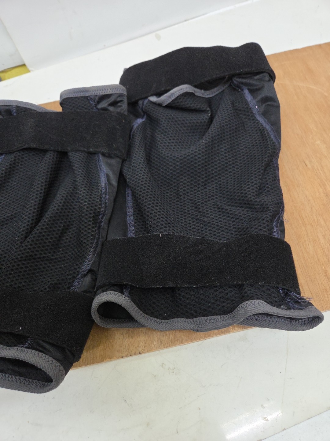 DDS AIR – Pneumatic Air Compression Knee Brace XL
