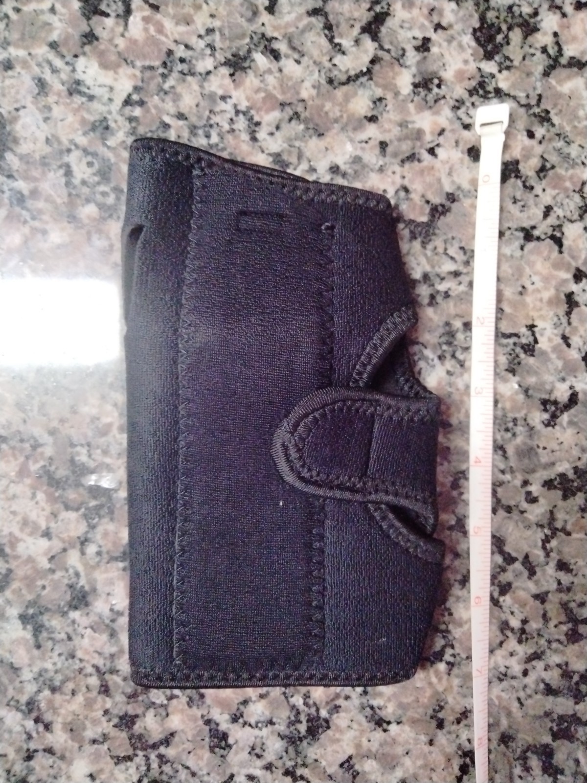 Universal Wrist Brace left or right with dorsal metal support for either hand ne