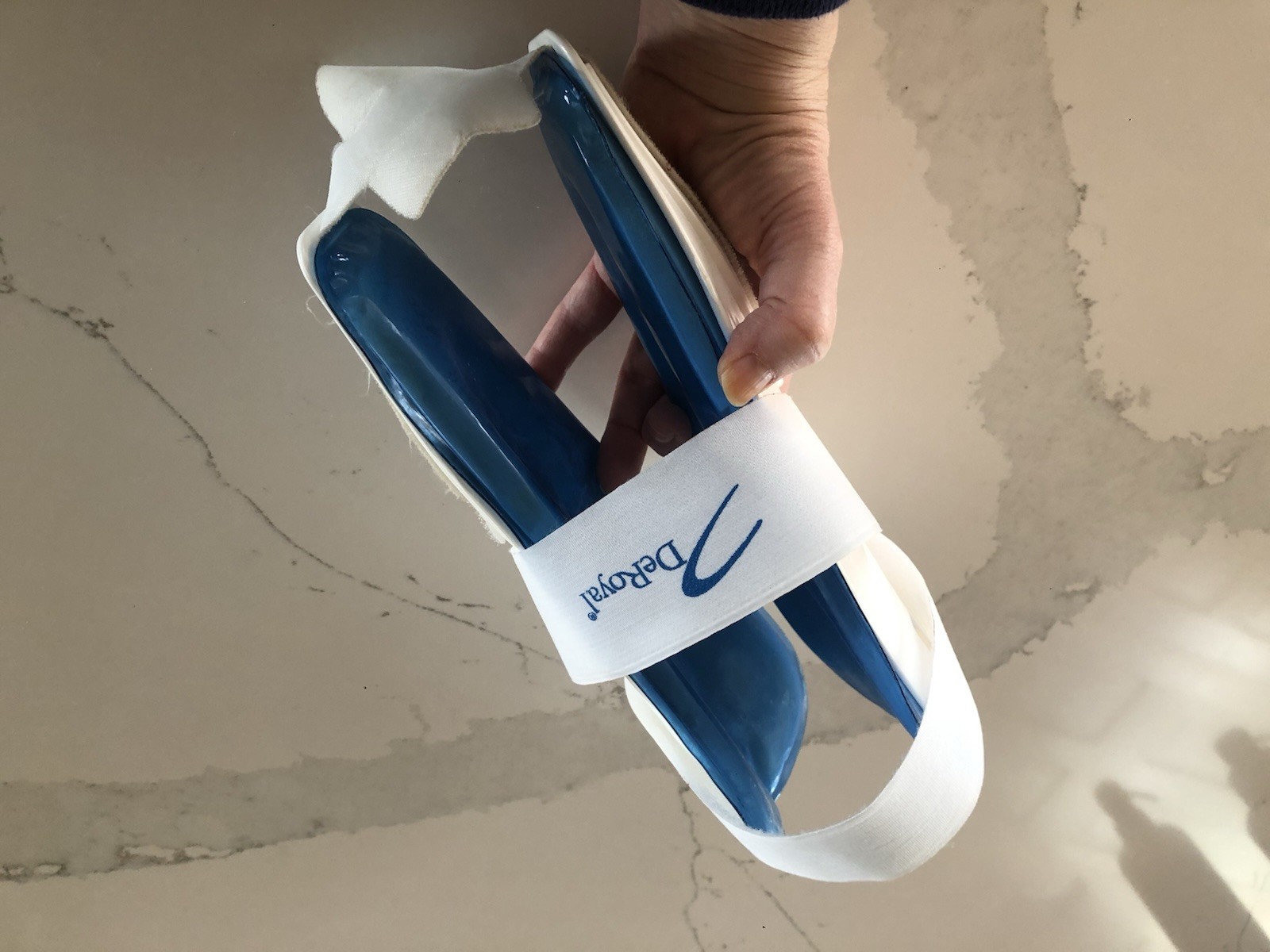 DeRoyal Ankle Brace Comfort Gel Adjustable First Aid Kit