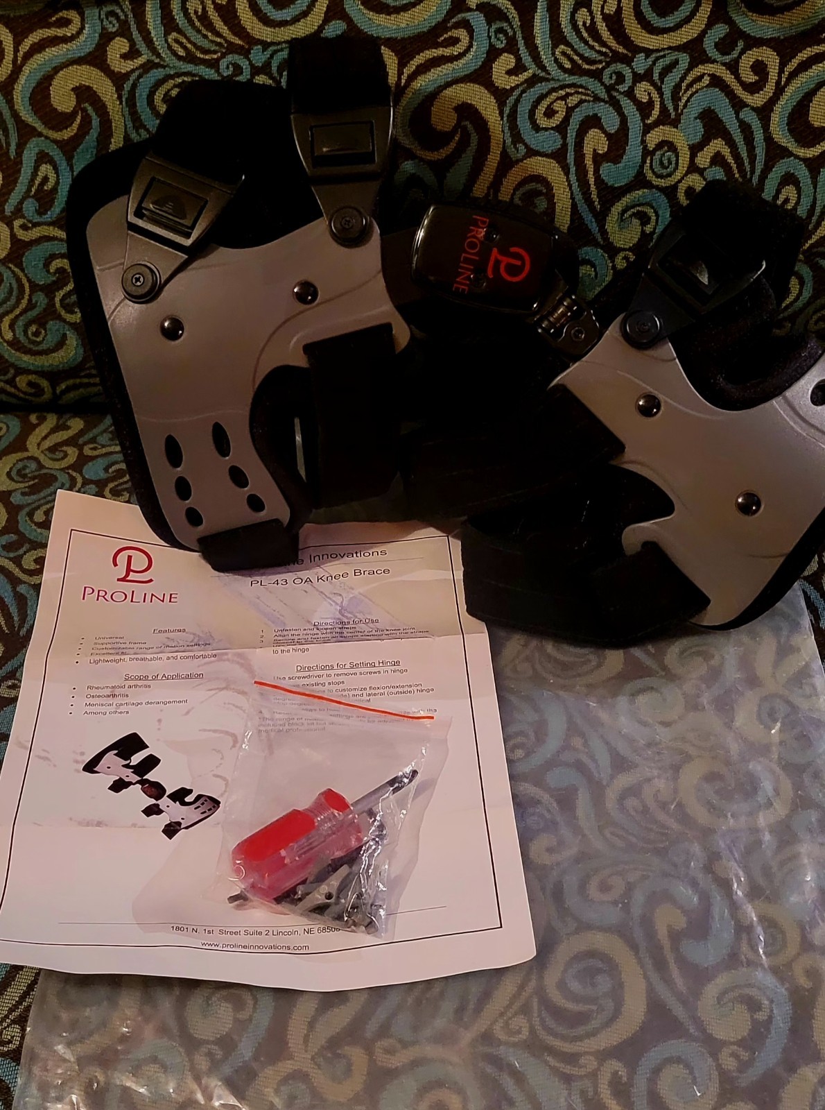 ProLine Innovations PL-43 Adjustable Knee Brace Orthopedic Support Black Gray