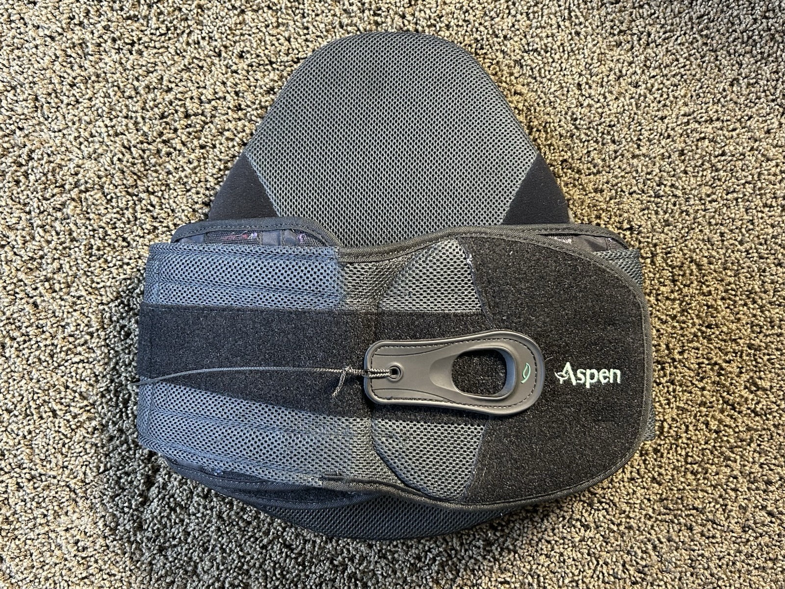 Aspen Horizon Back Brace – Adjustable – One Size – Black