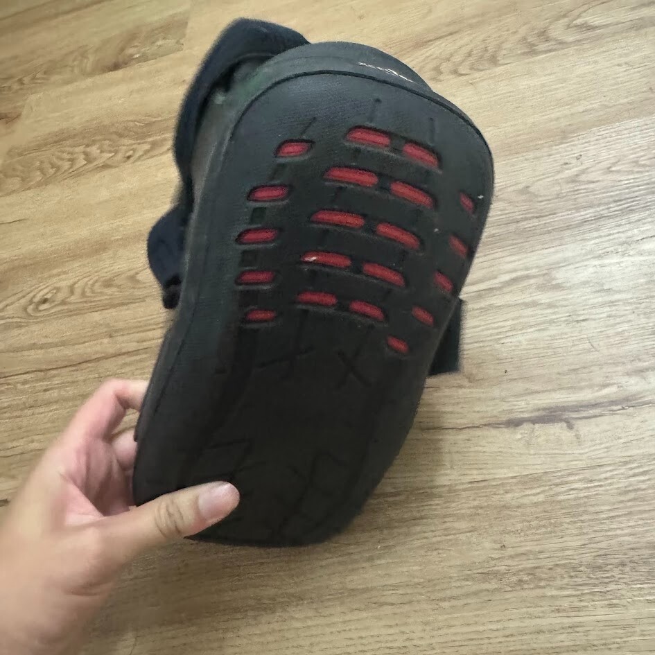 ProCare XcelTrax Air Ankle Walker Brace/Walking Universal Boot SMALL