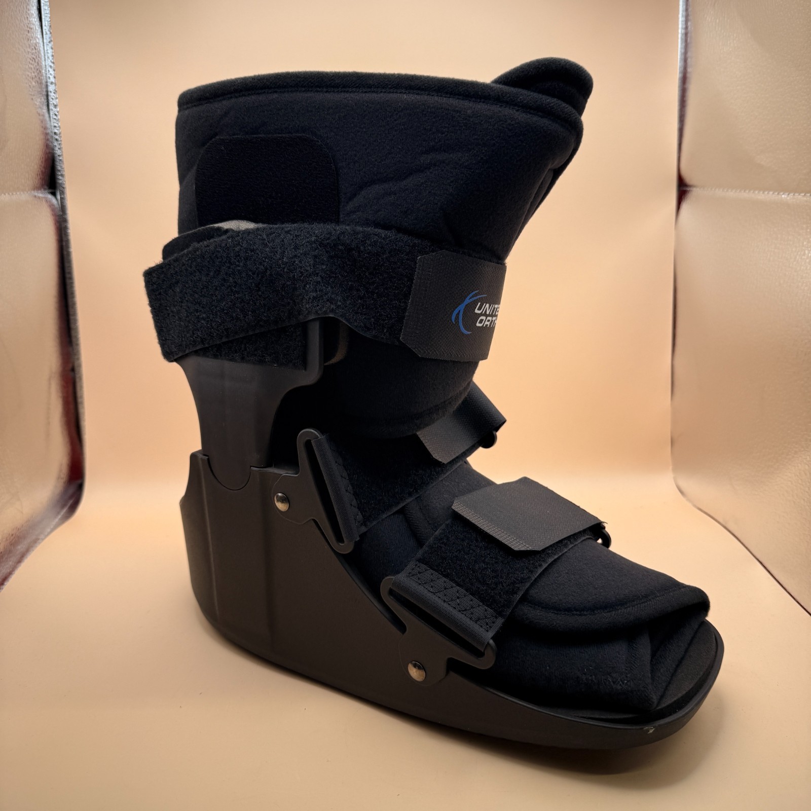 United Ortho Short Cam Walker Fracture Boot, Large, Black