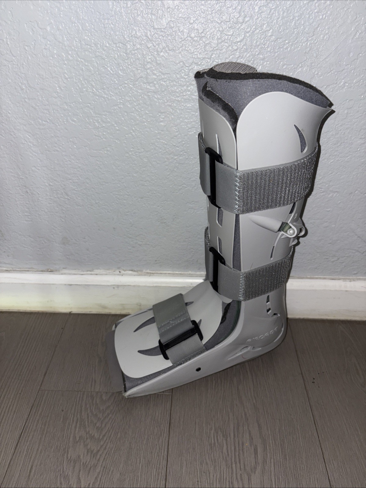 Aircast XP Walker Boot Medium 01P-M No Inflator