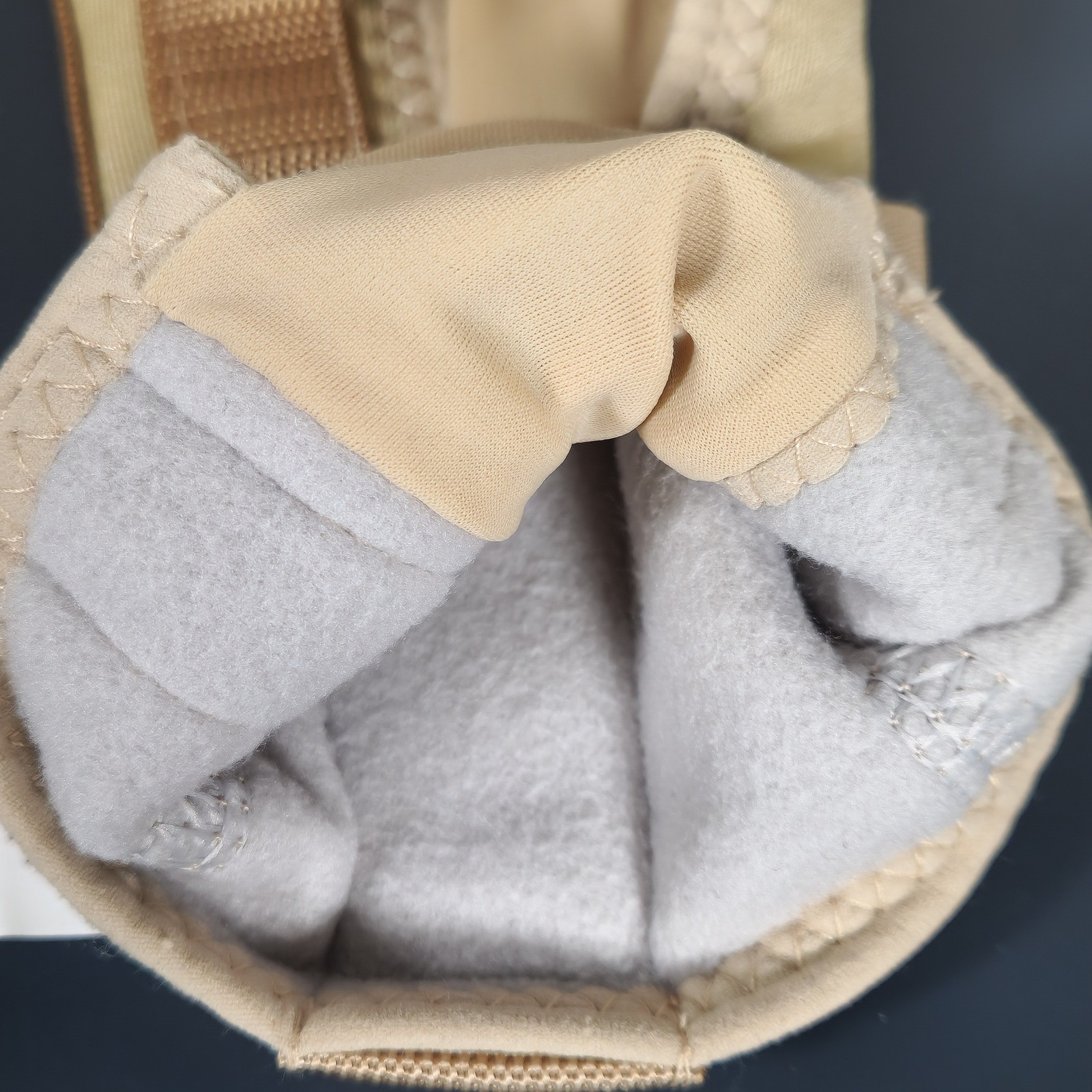 Otto Bock Wrist & Thumb Support Right Hand Size Small Tan Brace