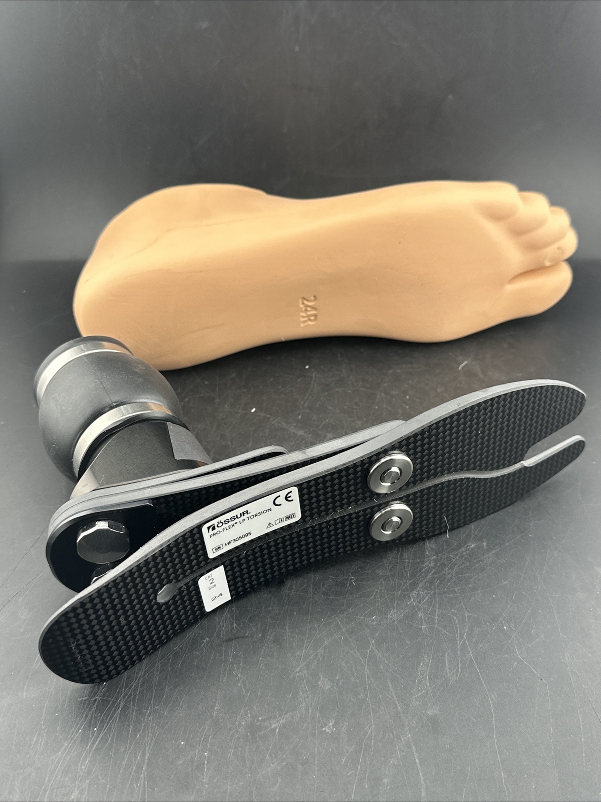 ossur pro-flex Lp Torsion prosthetic foot. Size 24. category 2. Right Foot