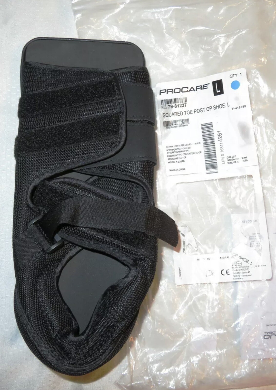 PROCARE Squared Toe Post Op Shoe, Large, Female Size 10.5-13, Male Size 9.5-12
