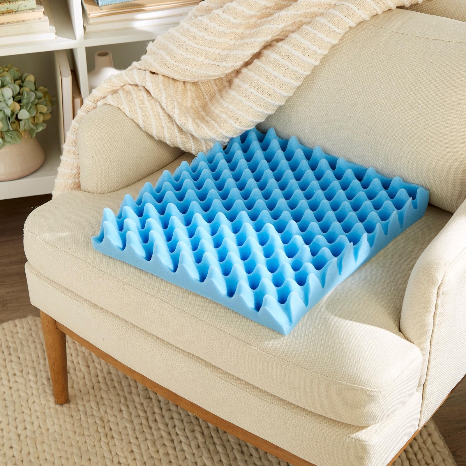 McKesson Wheelchair Foam Seat Cushion, 18 in x 16 x 3 in, 1 1 Count, Blue