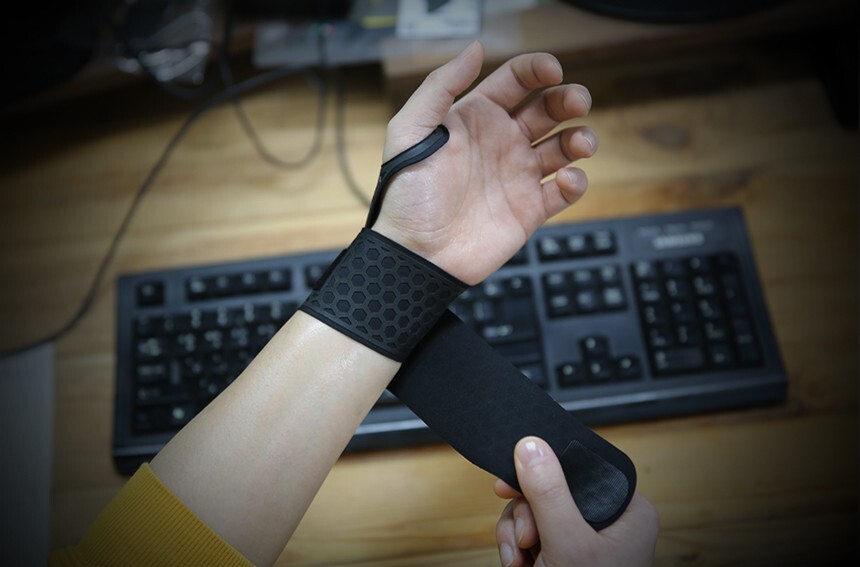 DODICI Sports Wrist Brace Elastic Guards Breathable Safty Korea Made Patent