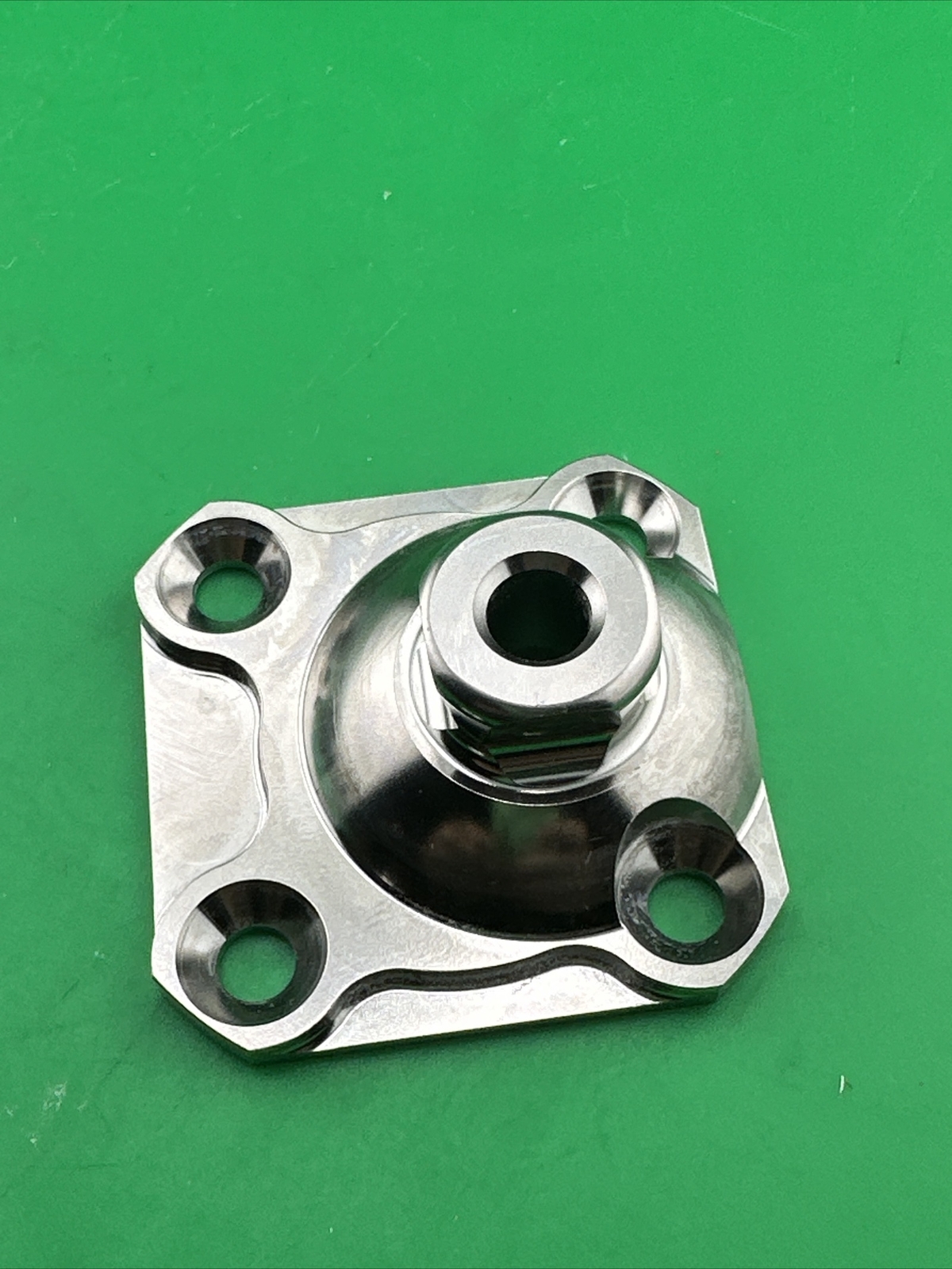 Ossur Single Off Set 4 Hole Pyramid Prosthetic Plate Reference Number A-235400