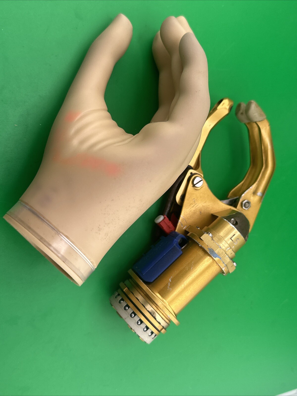 Ottobock Otto Bock SensorHand Speed Myoelectric Prosthetic Hand Left PARTS ONLY