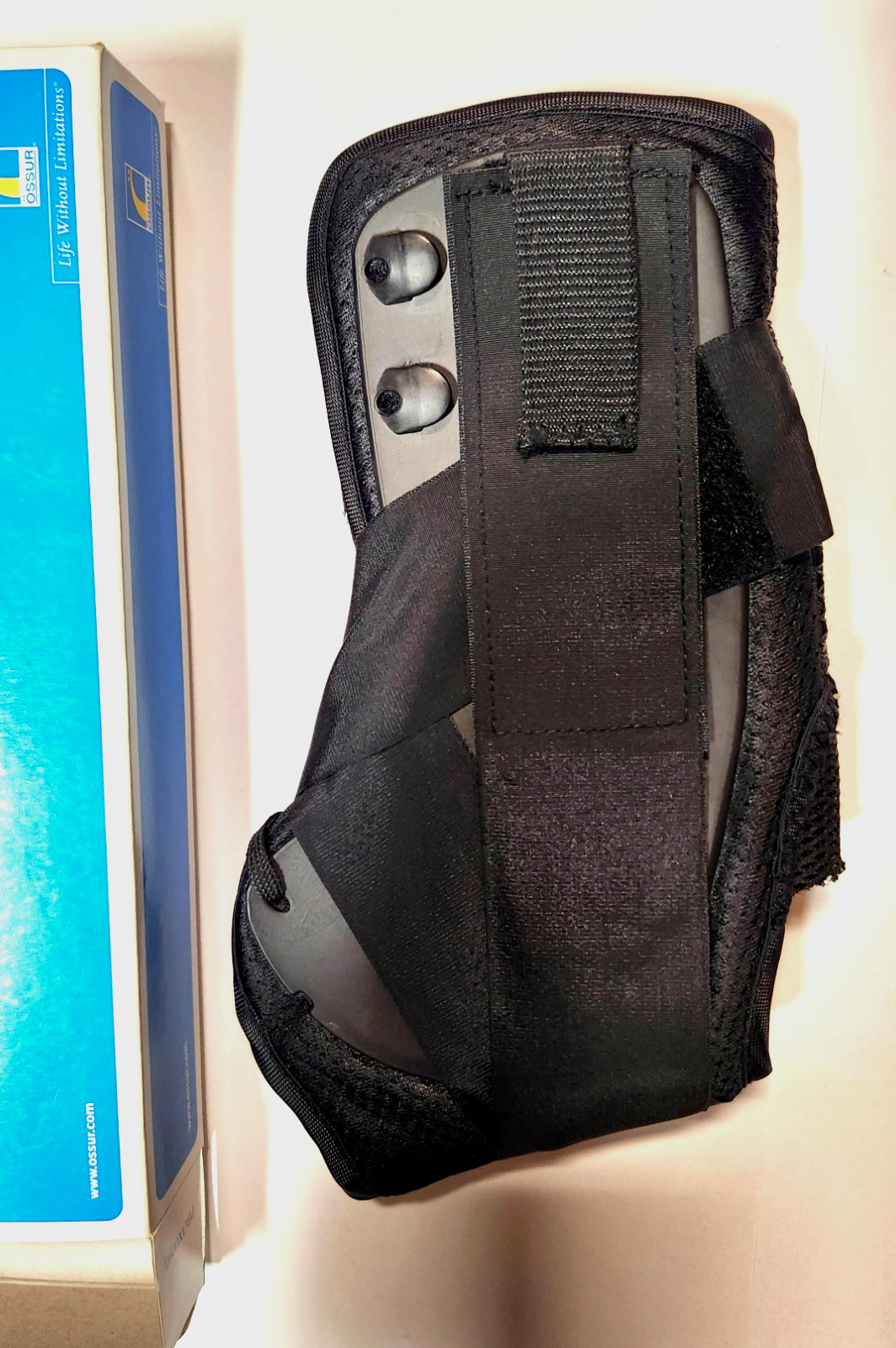 Ossur Ankle Brace Medium W/Strap 20615
