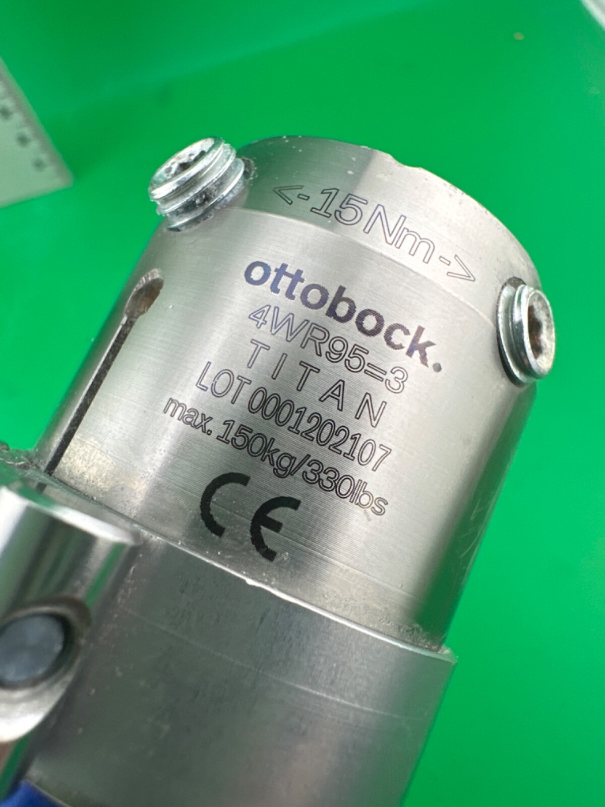 OTTOBOCK Otto Bock water proof components. 4WR95=3 tube clamp, 2WR95 pylon. 34mm