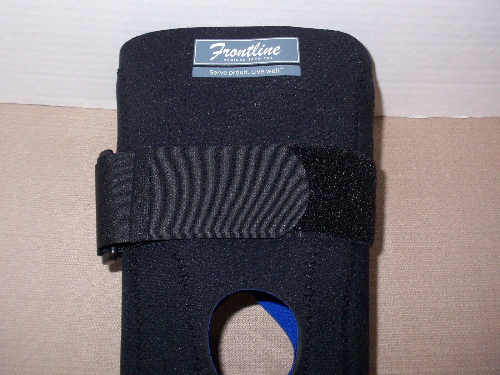 Knee mobility firm support stabilizer neoprene-FrontLine K46 adult small NEW USA