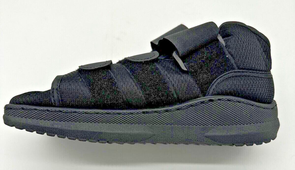 BraceAbility Closed Toe Walking Shoe Small Black Lightweight Broken Toe Boot