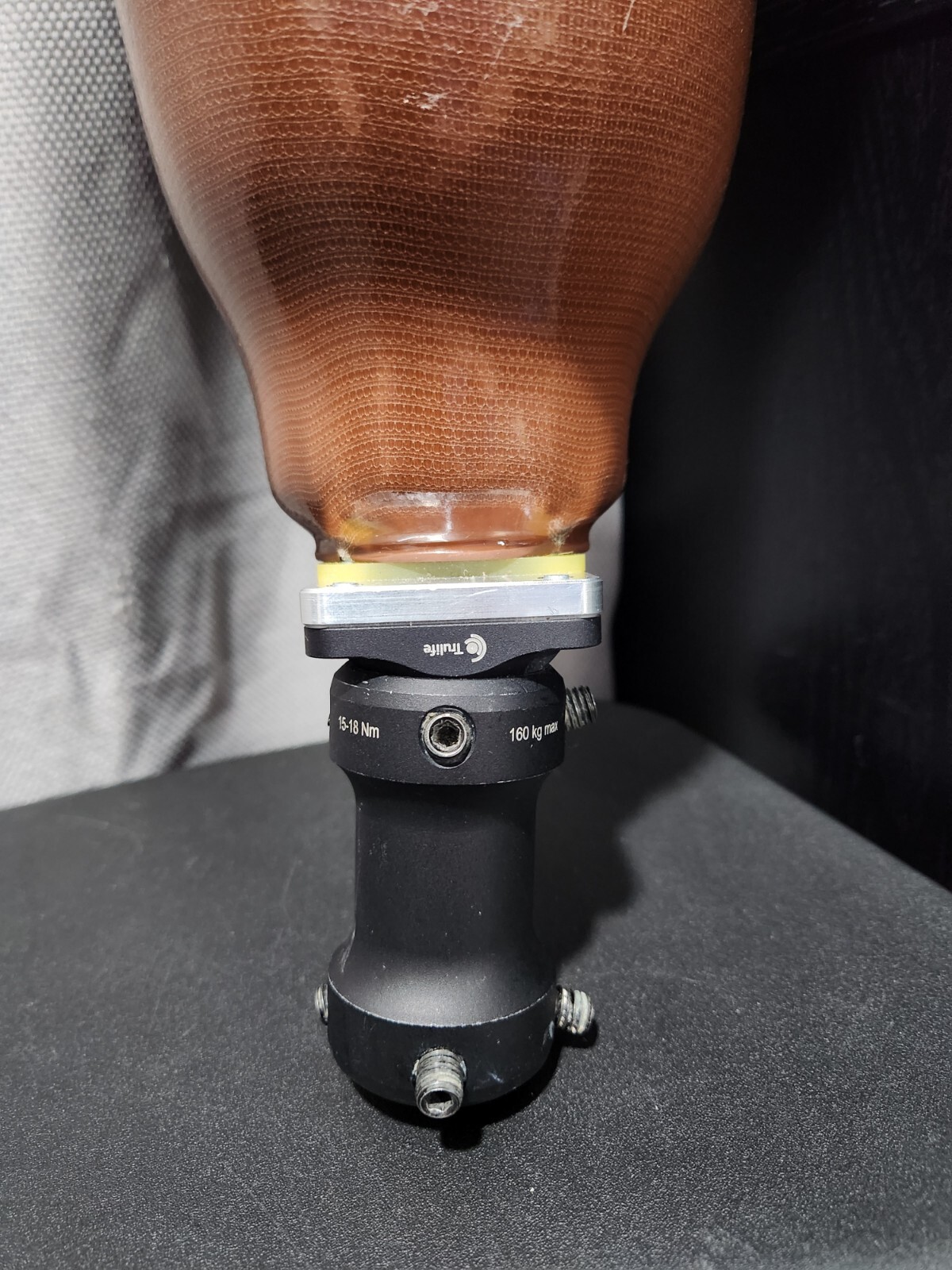 Trulife Prosthetic Prothesis LEFT Leg Below Knee Ottobock Foot W/Joint Attachmnt