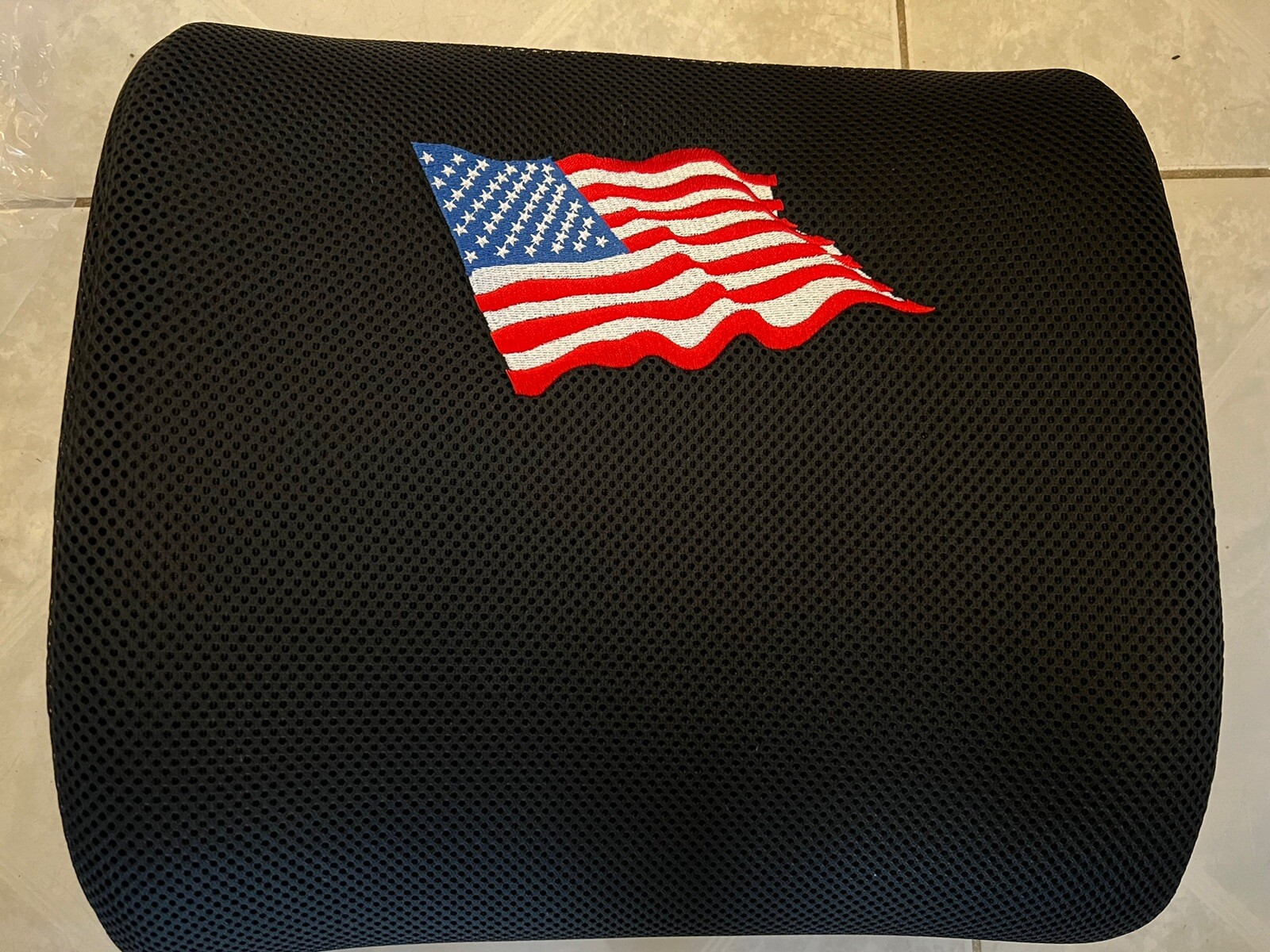 Memory Foam Lumbar Support Pillow with Embroidered American Flag – New – PULOTIF