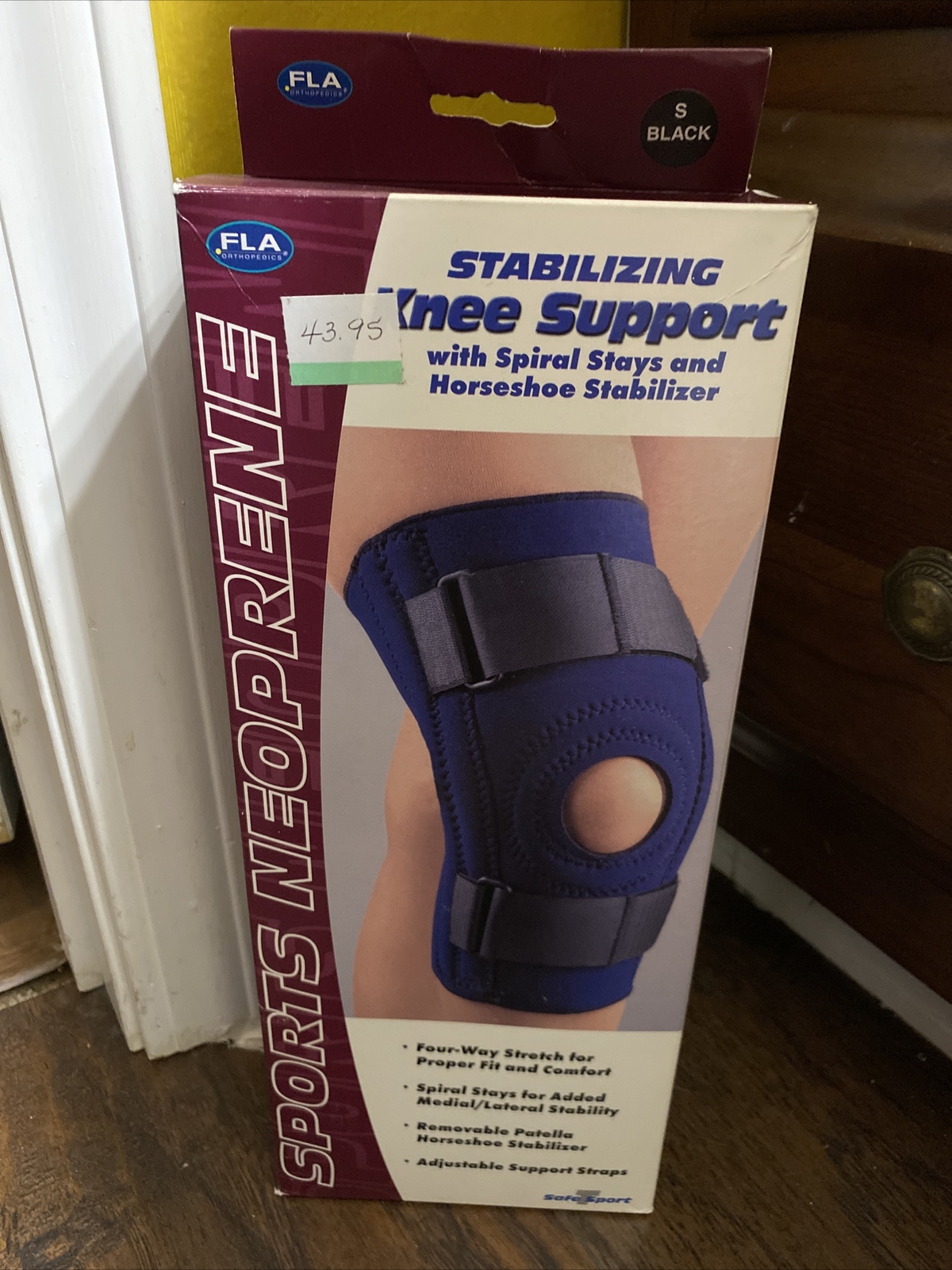 FLA Orthopedics Safe T Sport Stabilizing Knee Support, Small, Black, New, #37A