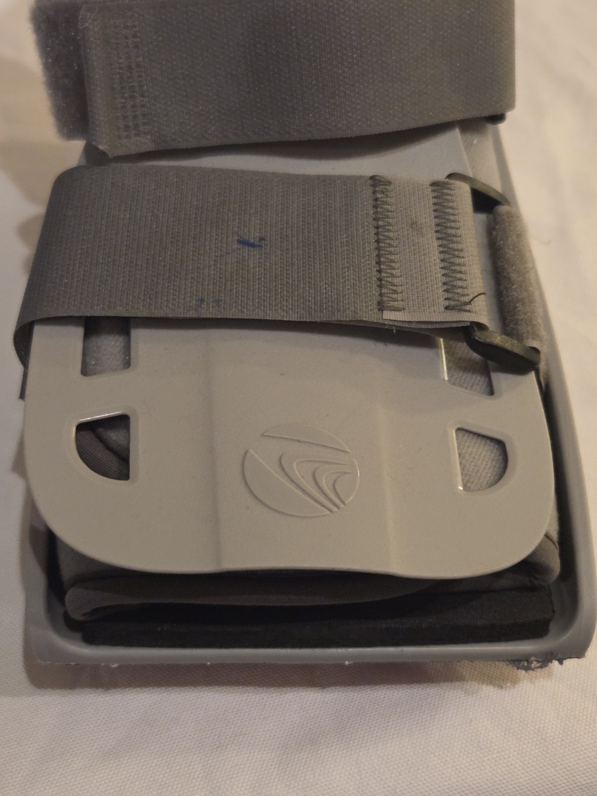 Breg Walking Boot Genesis Full Shell Grey 4 Straps Size Large