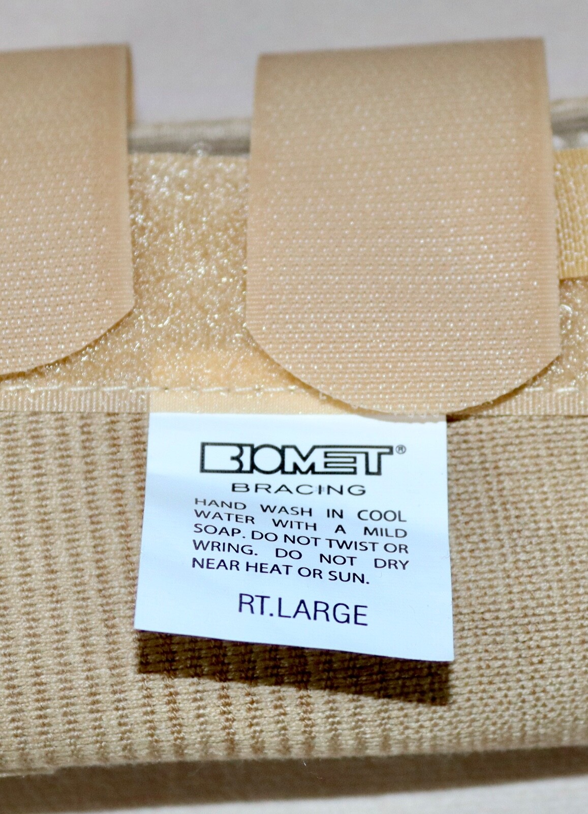 Biomet Bracing Elasto Fit Wrist Support ~ Adult Right Large ~ Beige #204115 NEW