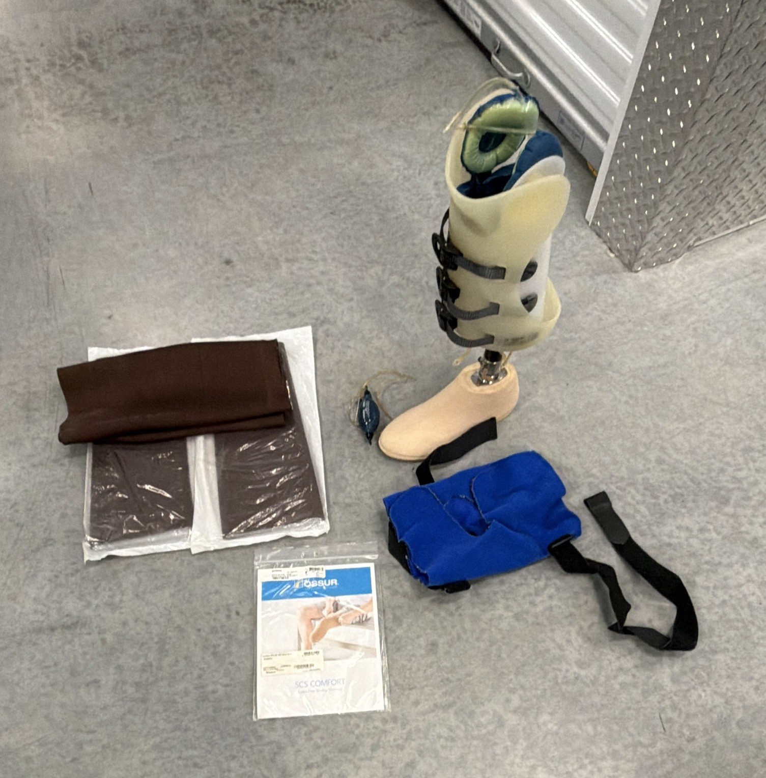 Aircast Air-Limb 70A01 MD Inflatable Leg Orthosis Brace for Immobilization