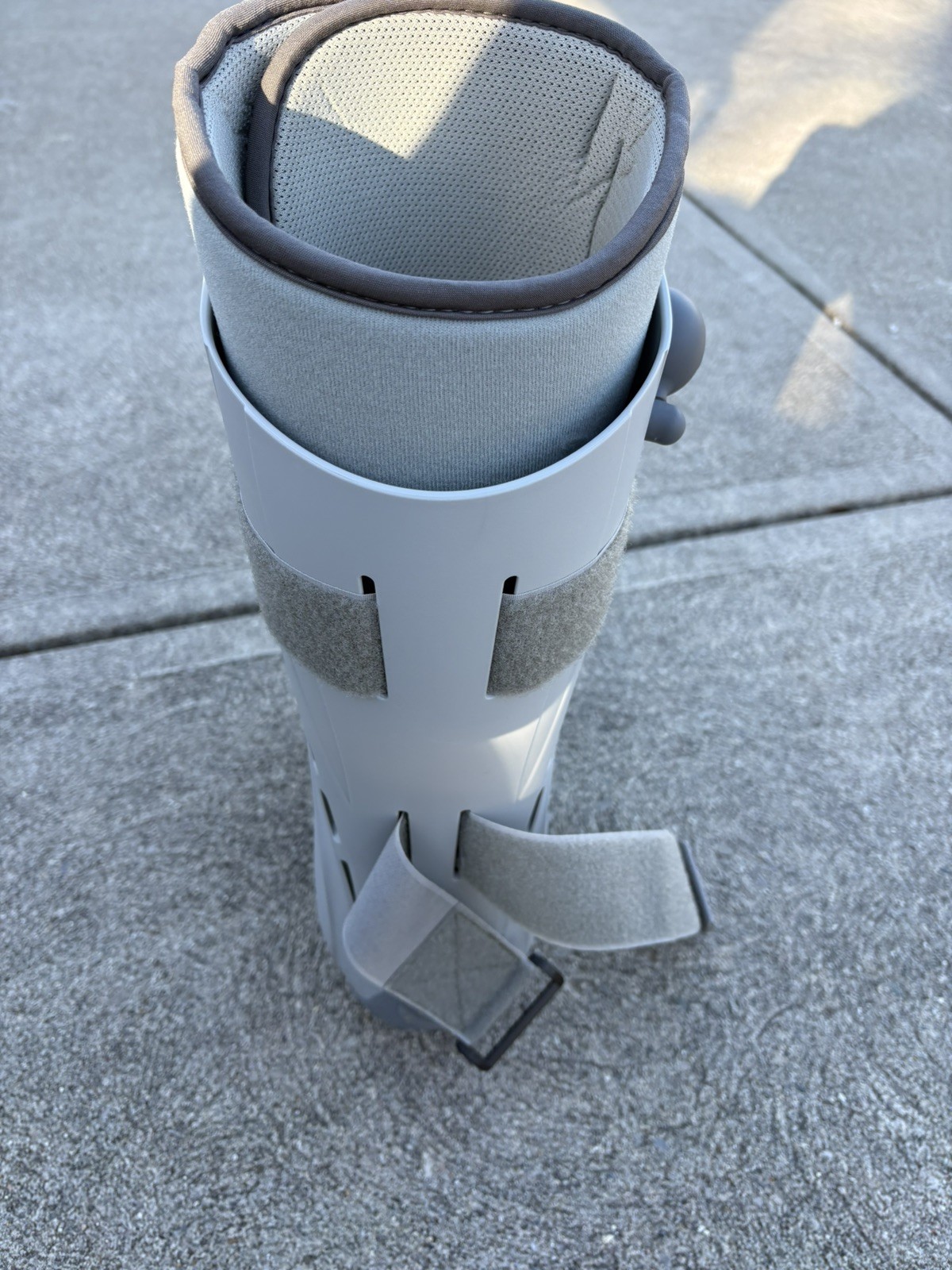Breg Walker Air Pump Boot Genesis 3 Strap Supportive Unisex Size Large Grey
